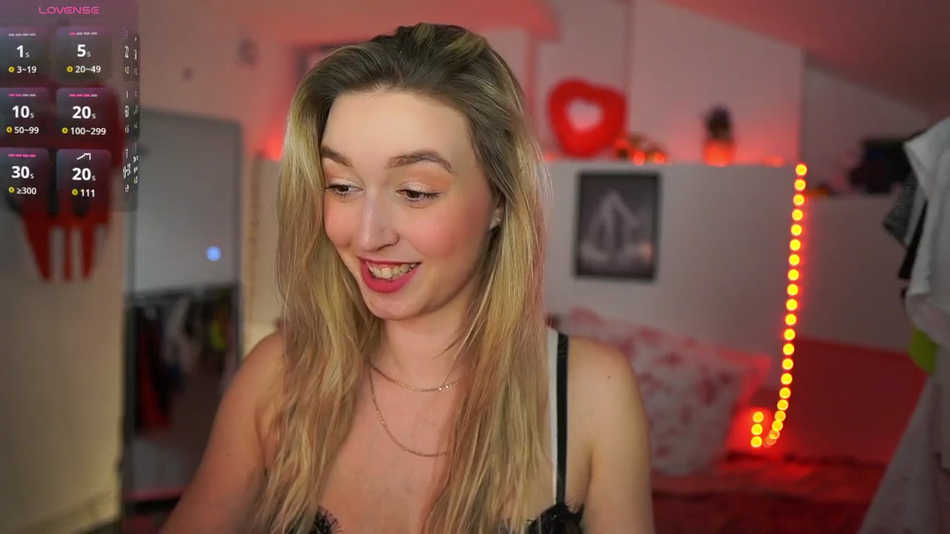 Gallery image thumbnail from Alexis__Texas's myfreecams stream on, 03/12/2025, 22:05 image 12 of 20