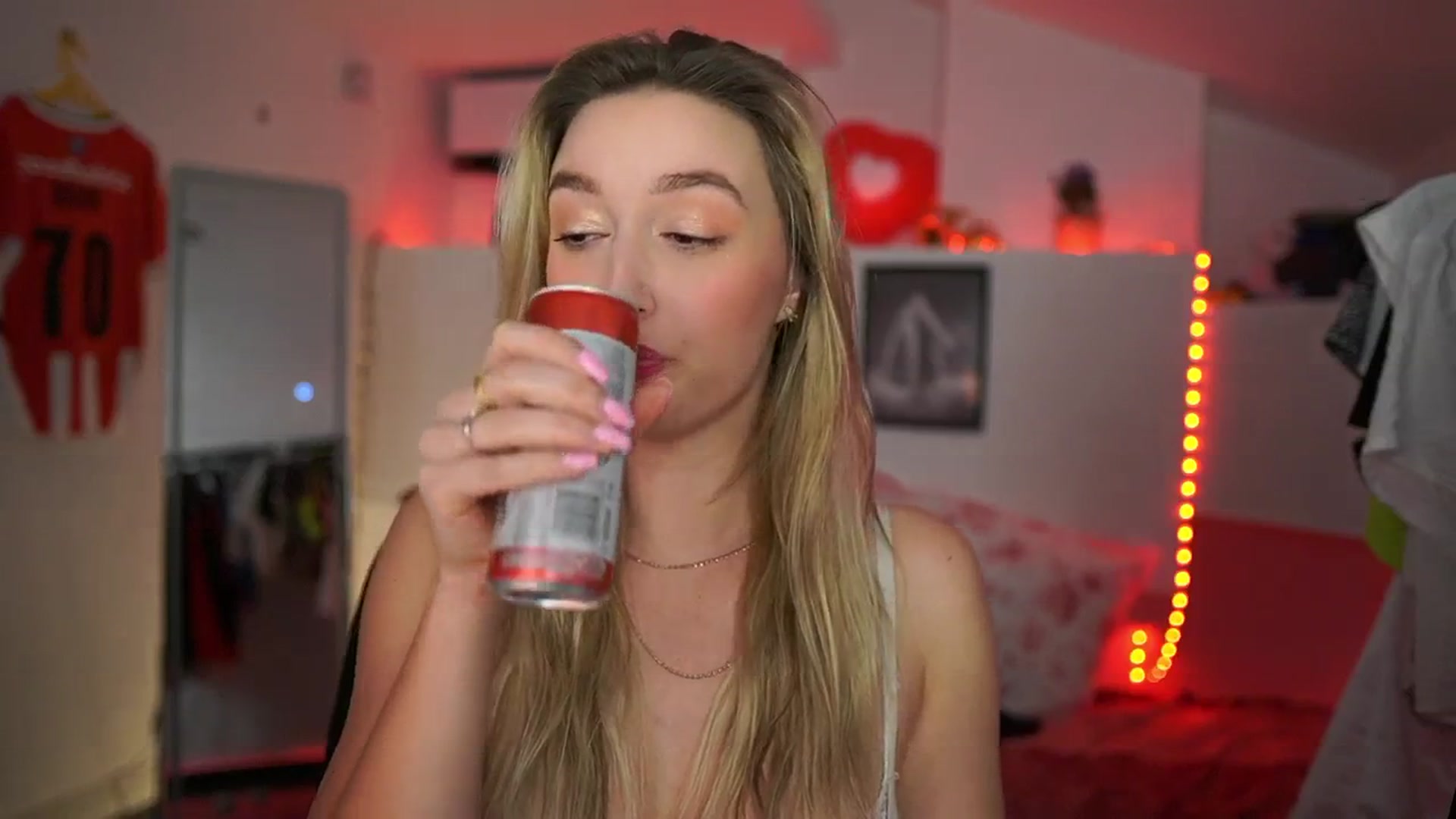 Gallery image thumbnail from Alexis__Texas's myfreecams stream on, 03/12/2025, 23:58 image 11 of 20