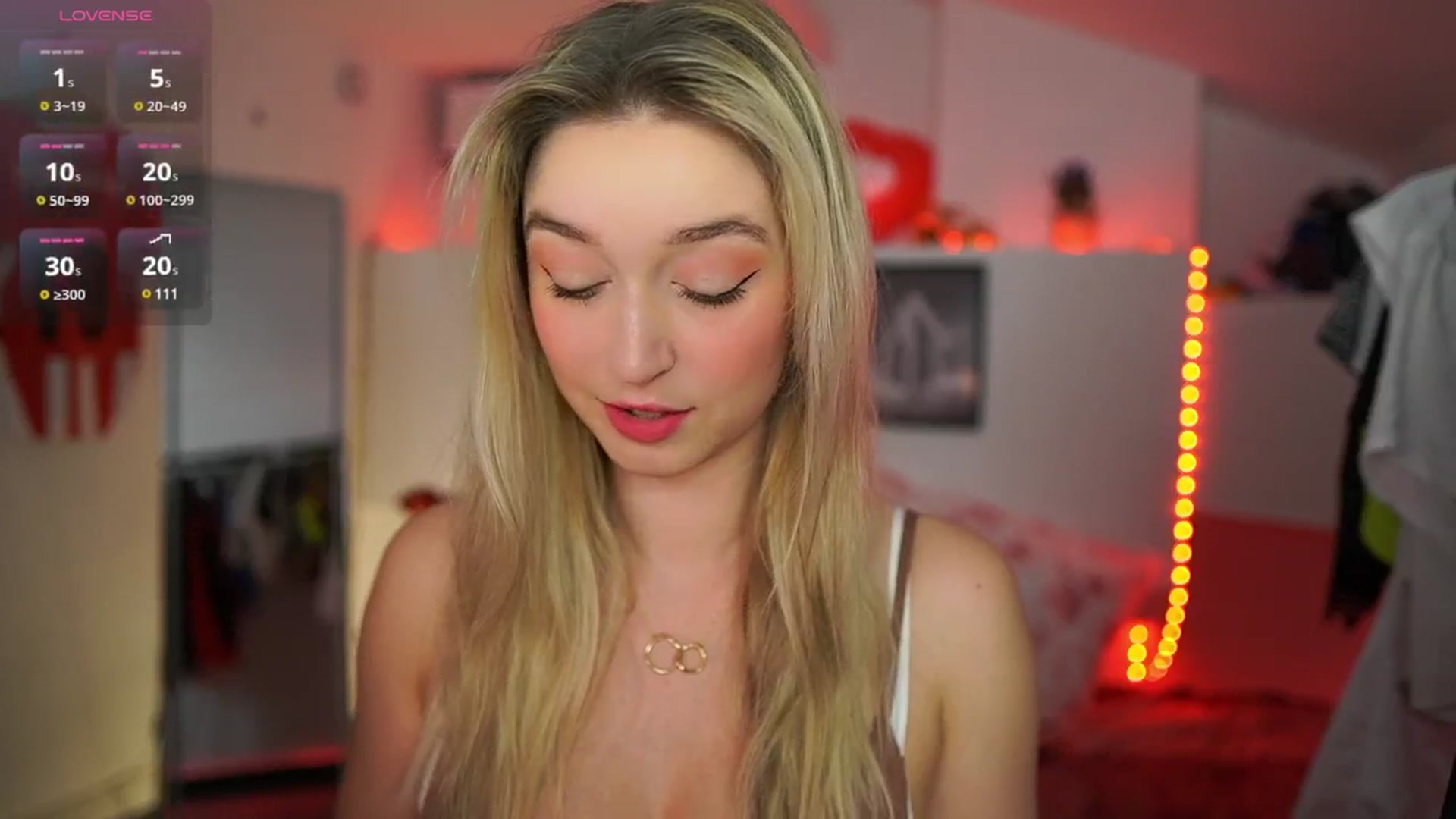 Gallery image thumbnail from Alexis__Texas's myfreecams stream on, 03/14/2025, 20:28 image 4 of 20