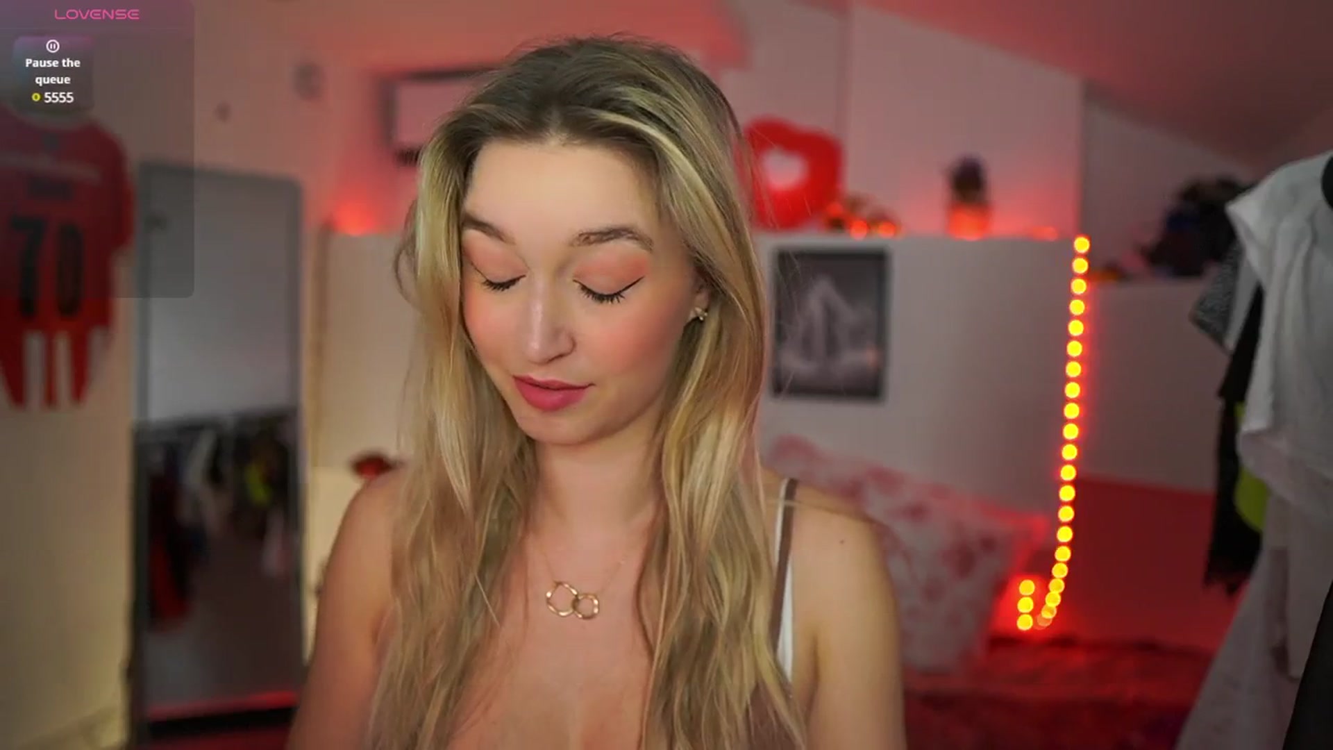 Gallery image thumbnail from Alexis__Texas's myfreecams stream on, 03/14/2025, 22:55 image 14 of 20
