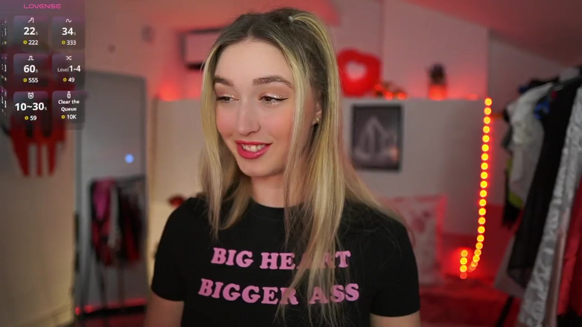 Gallery image thumbnail from Alexis__Texas's myfreecams stream on, 03/18/2025, 20:02 image 12 of 20