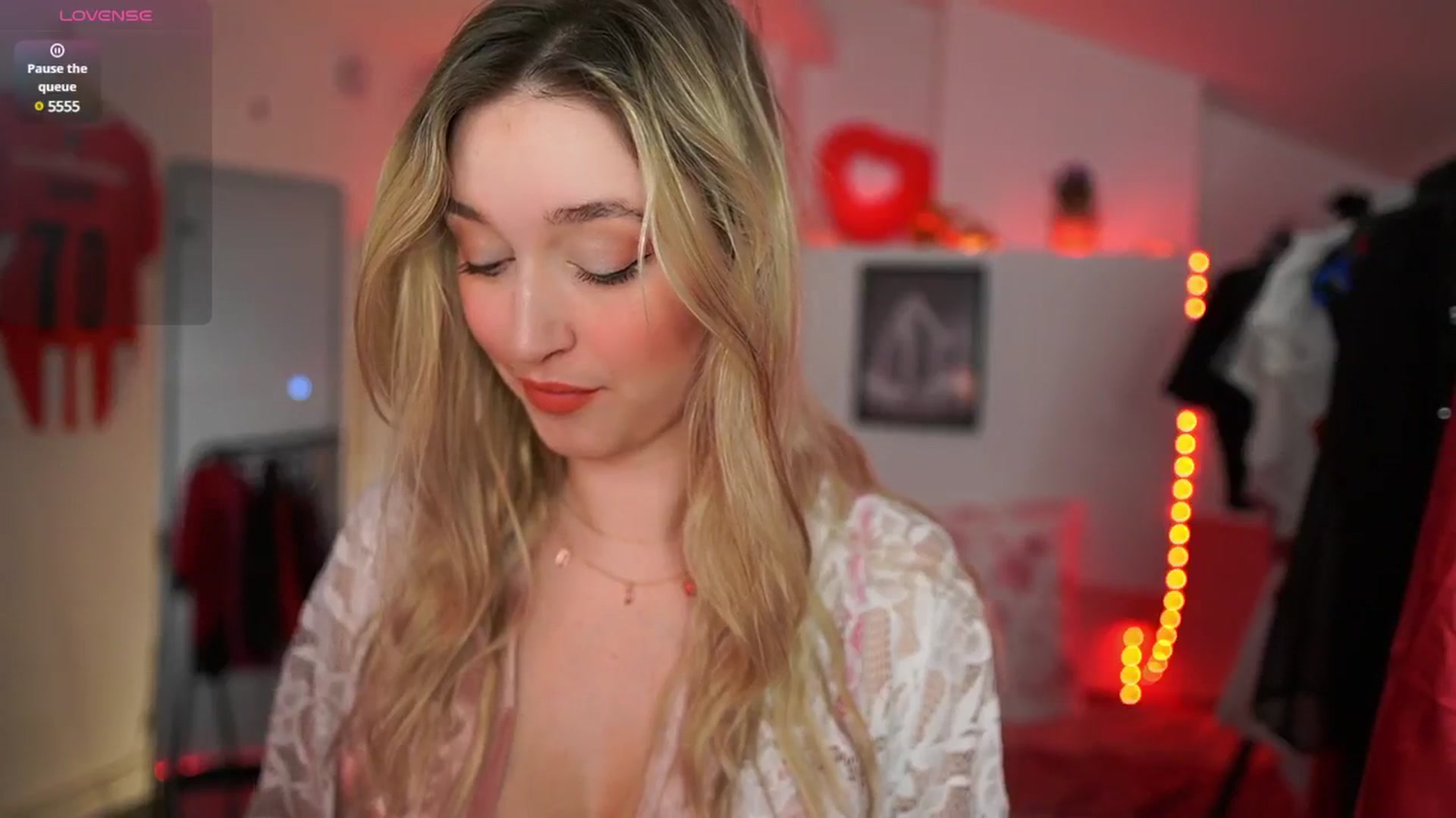 Gallery image thumbnail from Alexis__Texas's myfreecams stream on, 03/21/2025, 21:30 image 7 of 20