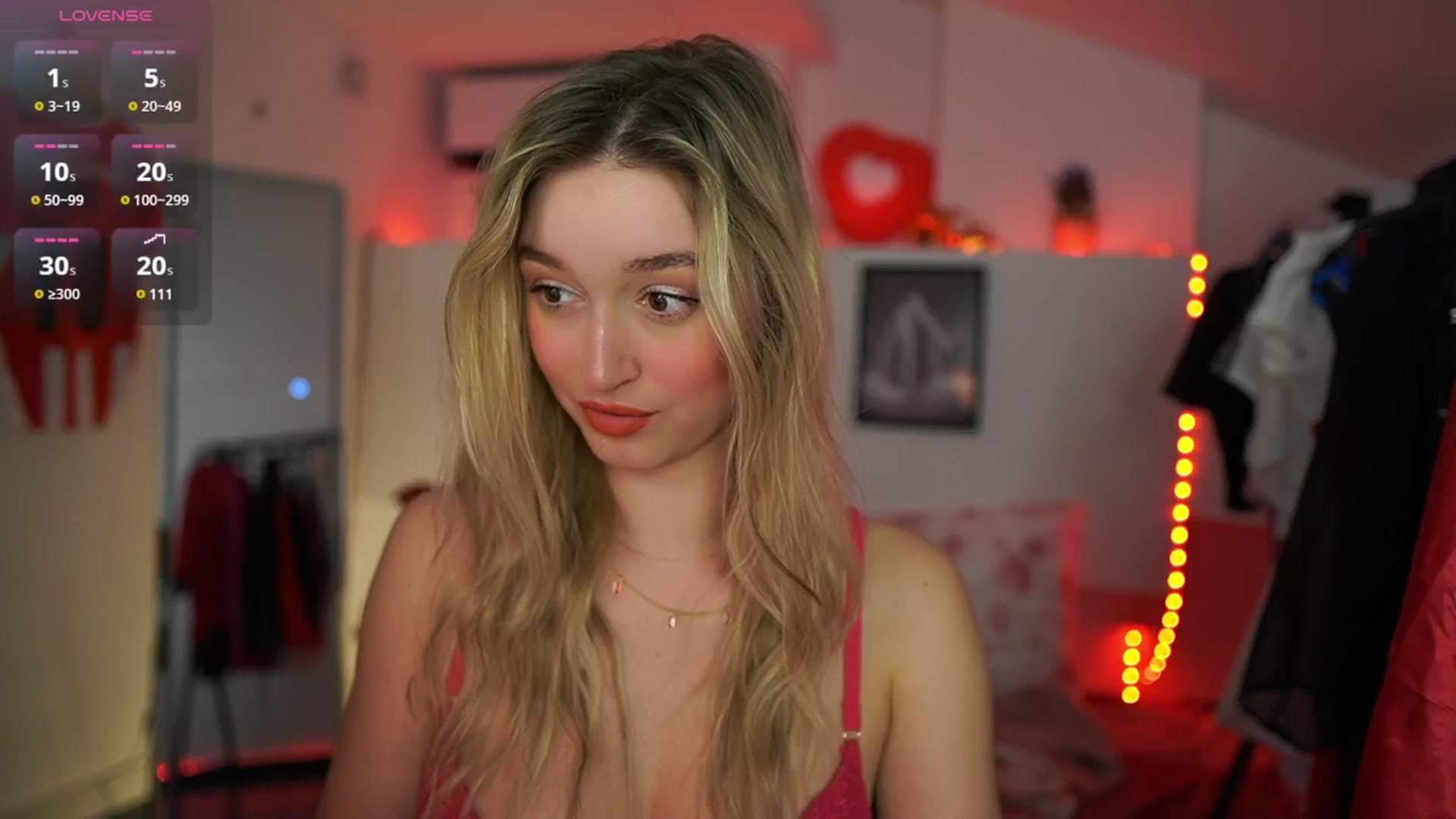 Gallery image thumbnail from Alexis__Texas's myfreecams stream on, 03/21/2025, 21:30 image 18 of 20