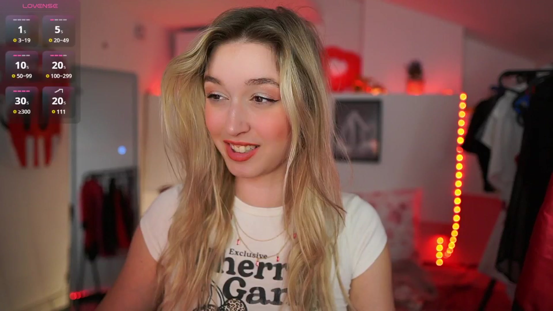 Gallery image thumbnail from Alexis__Texas's myfreecams stream on, 03/21/2025, 23:29 image 11 of 20