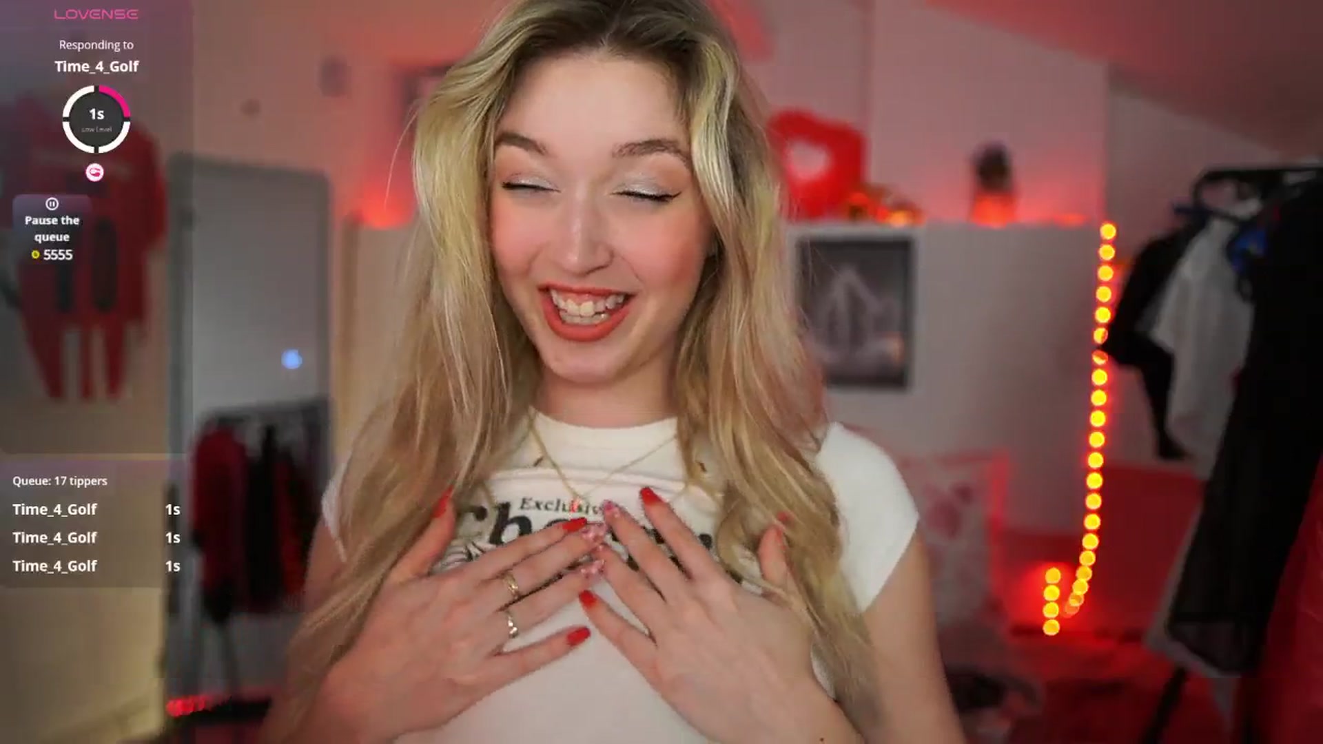 Gallery image thumbnail from Alexis__Texas's myfreecams stream on, 03/22/2025, 24:55 image 12 of 20