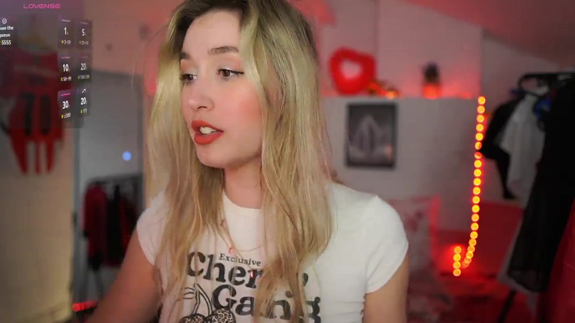 Gallery image thumbnail from Alexis__Texas's myfreecams stream on, 03/22/2025, 24:55 image 7 of 20