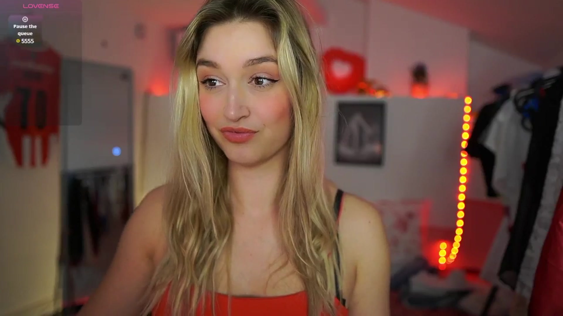 Gallery image thumbnail from Alexis__Texas's myfreecams stream on, 03/22/2025, 22:18 image 10 of 20