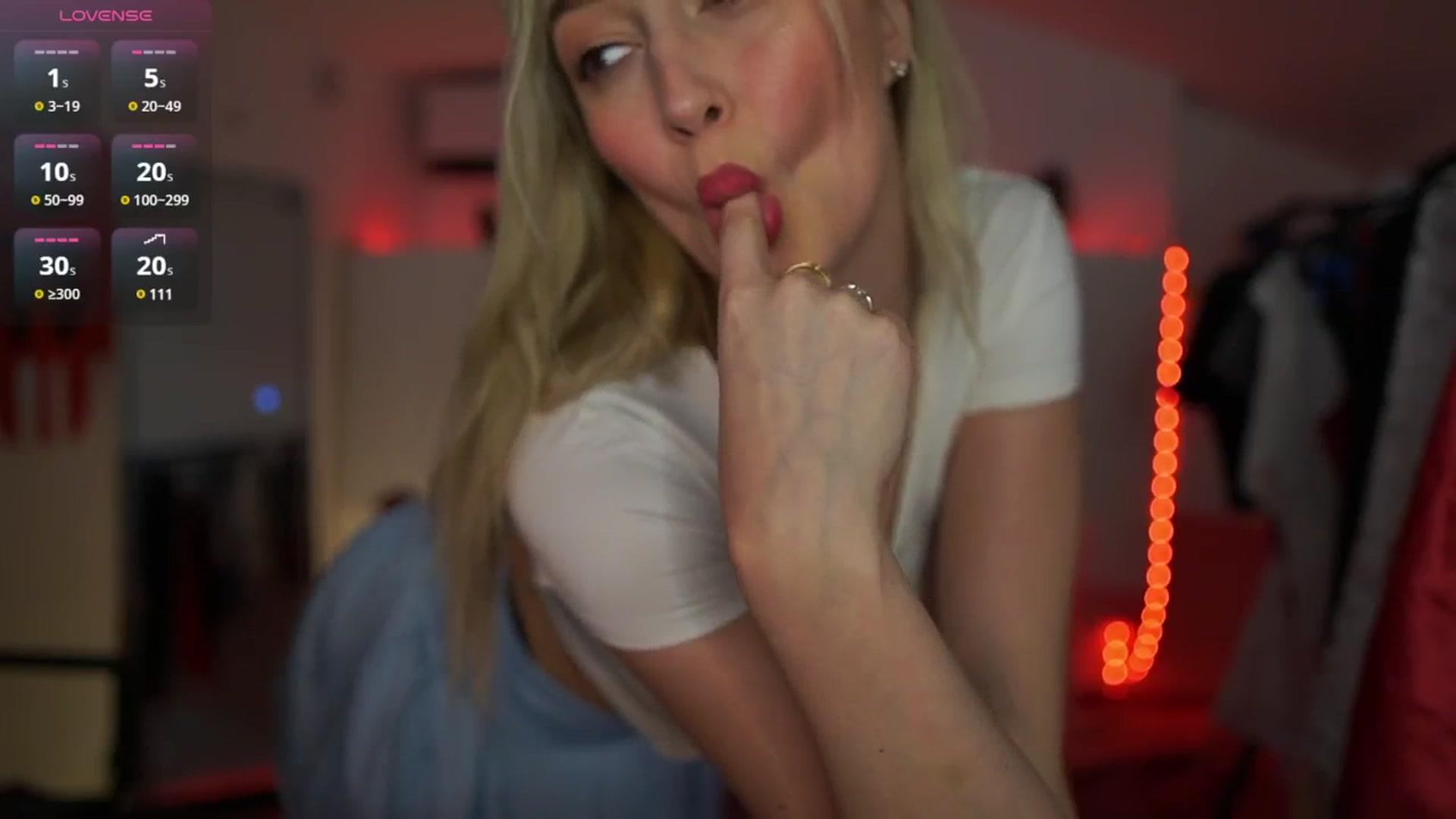 Gallery image thumbnail from Alexis__Texas's myfreecams stream on, 03/23/2025, 20:28 image 12 of 20