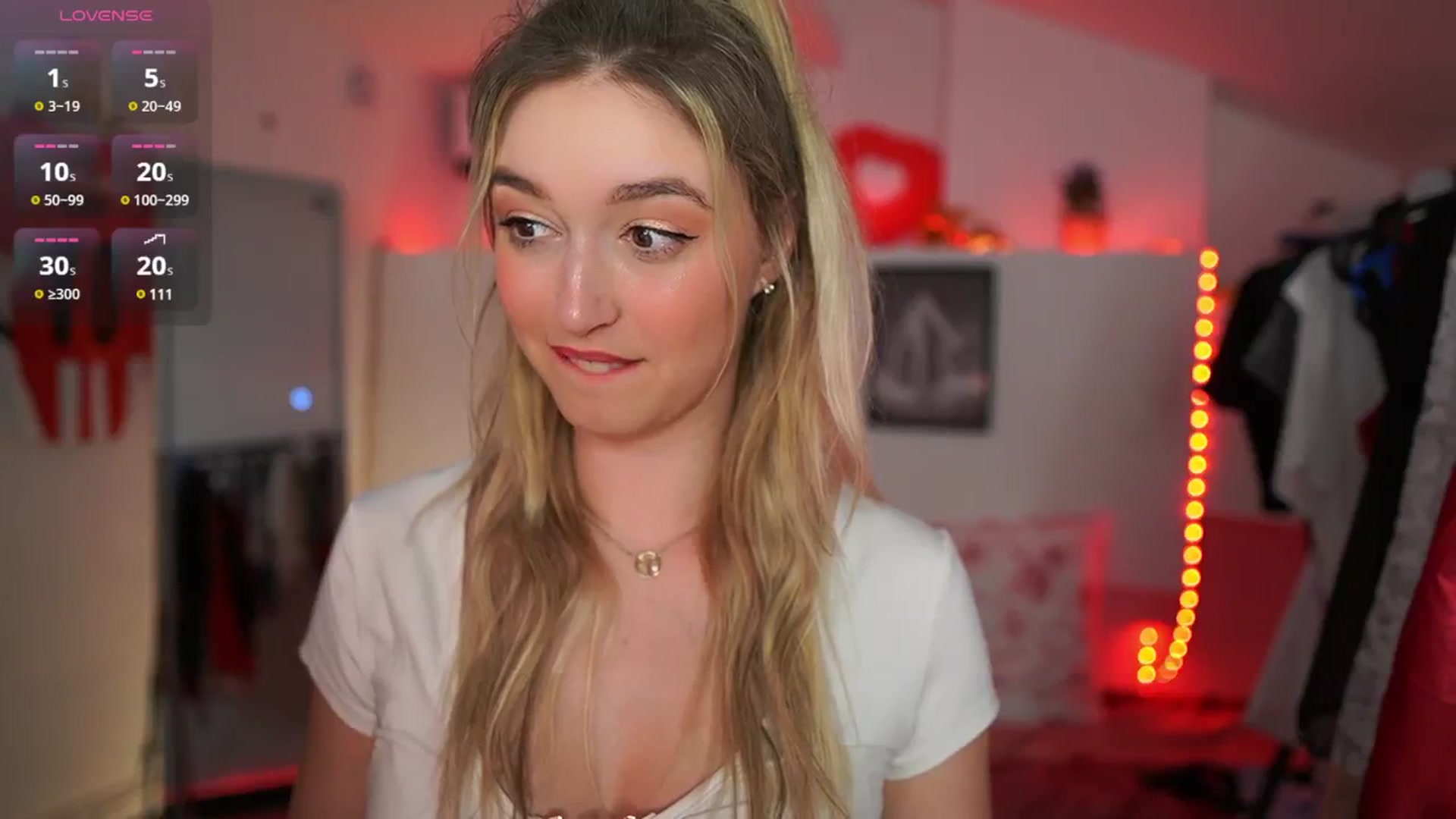 Gallery image thumbnail from Alexis__Texas's myfreecams stream on, 03/23/2025, 22:26 image 11 of 20