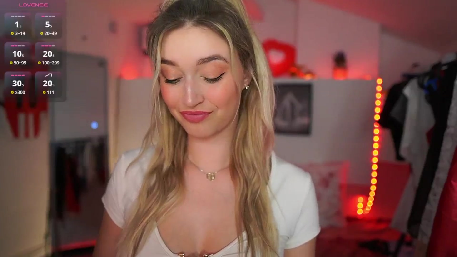 Gallery image thumbnail from Alexis__Texas's myfreecams stream on, 03/23/2025, 22:26 image 15 of 20