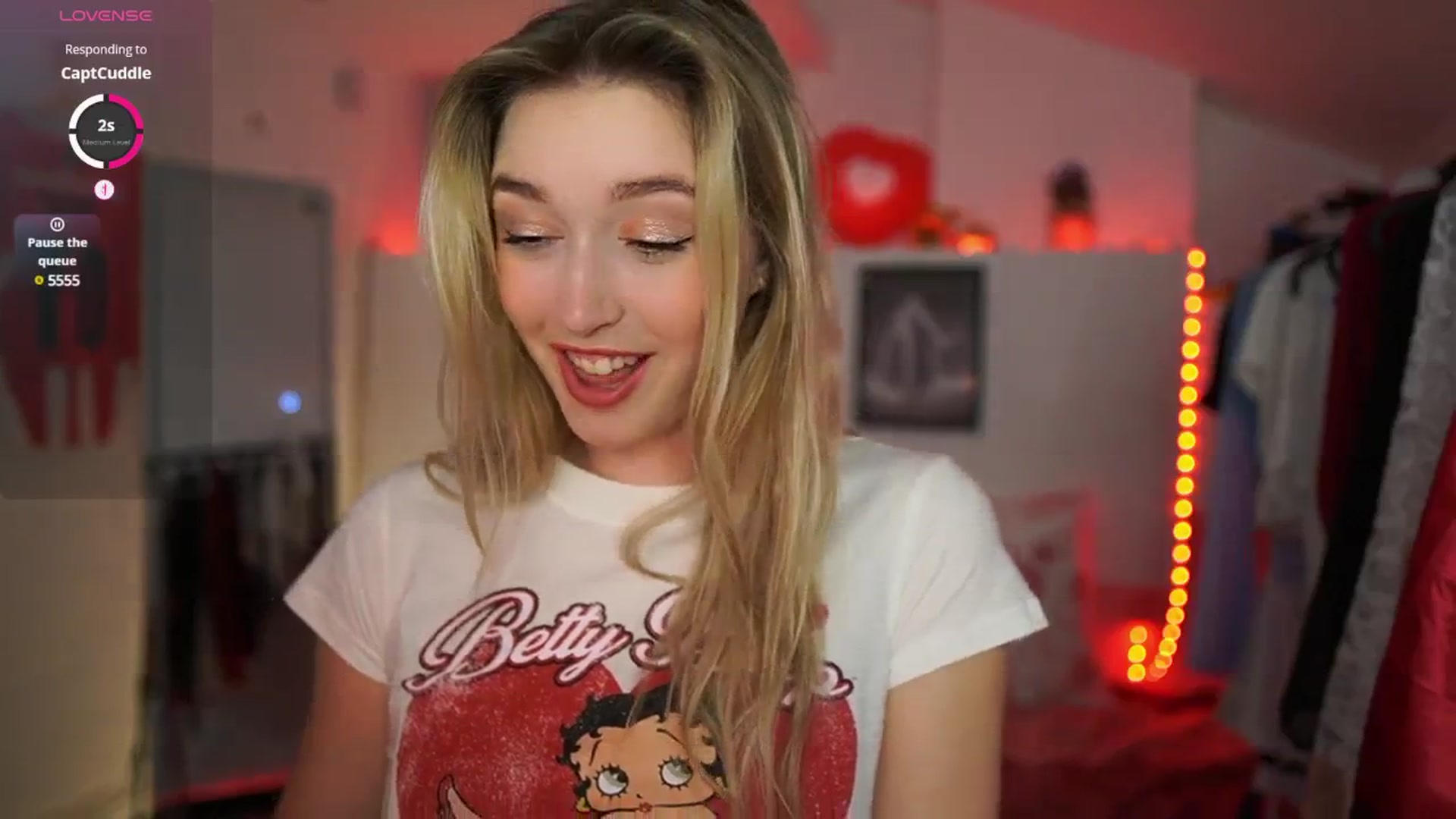 Gallery image thumbnail from Alexis__Texas's myfreecams stream on, 03/25/2025, 22:54 image 7 of 20