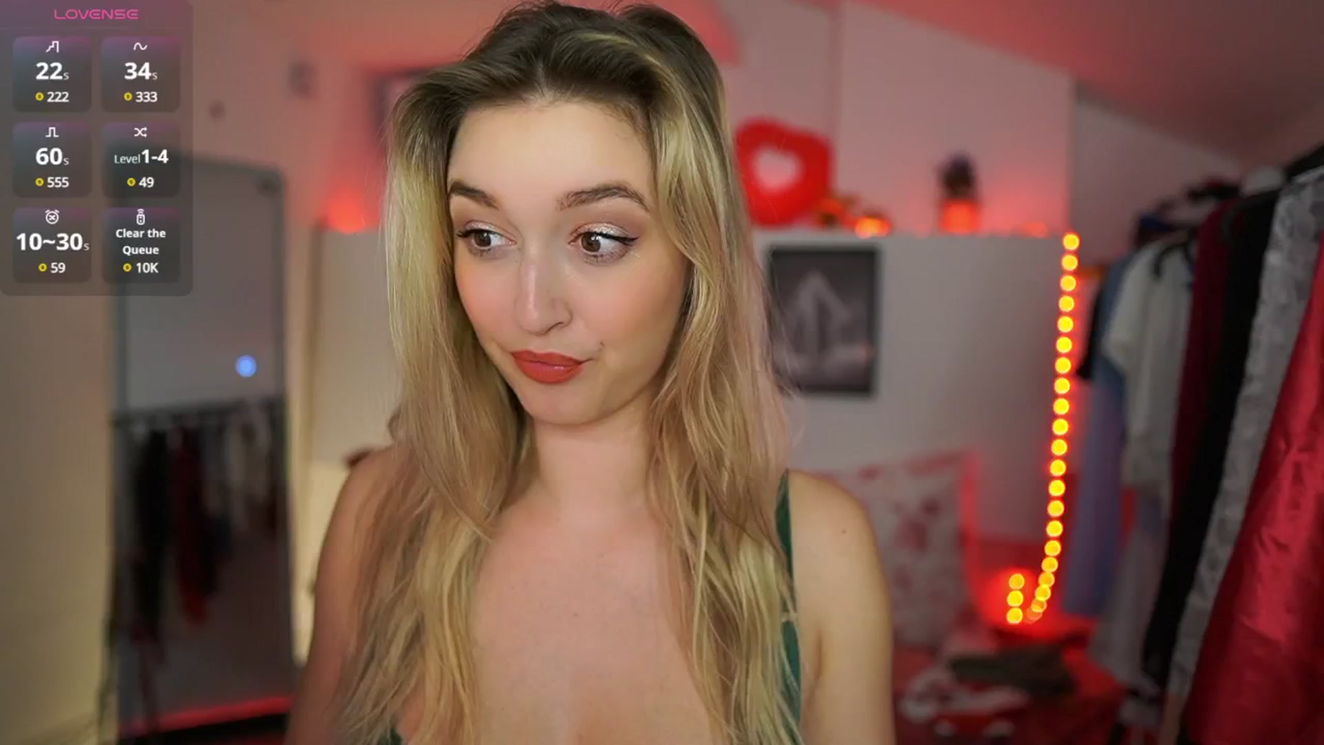 Gallery image thumbnail from Alexis__Texas's myfreecams stream on, 03/26/2025, 24:26 image 14 of 20