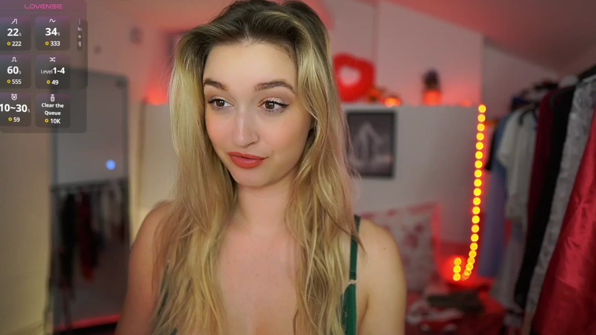 Gallery image thumbnail from Alexis__Texas's myfreecams stream on, 03/26/2025, 24:26 image 13 of 20