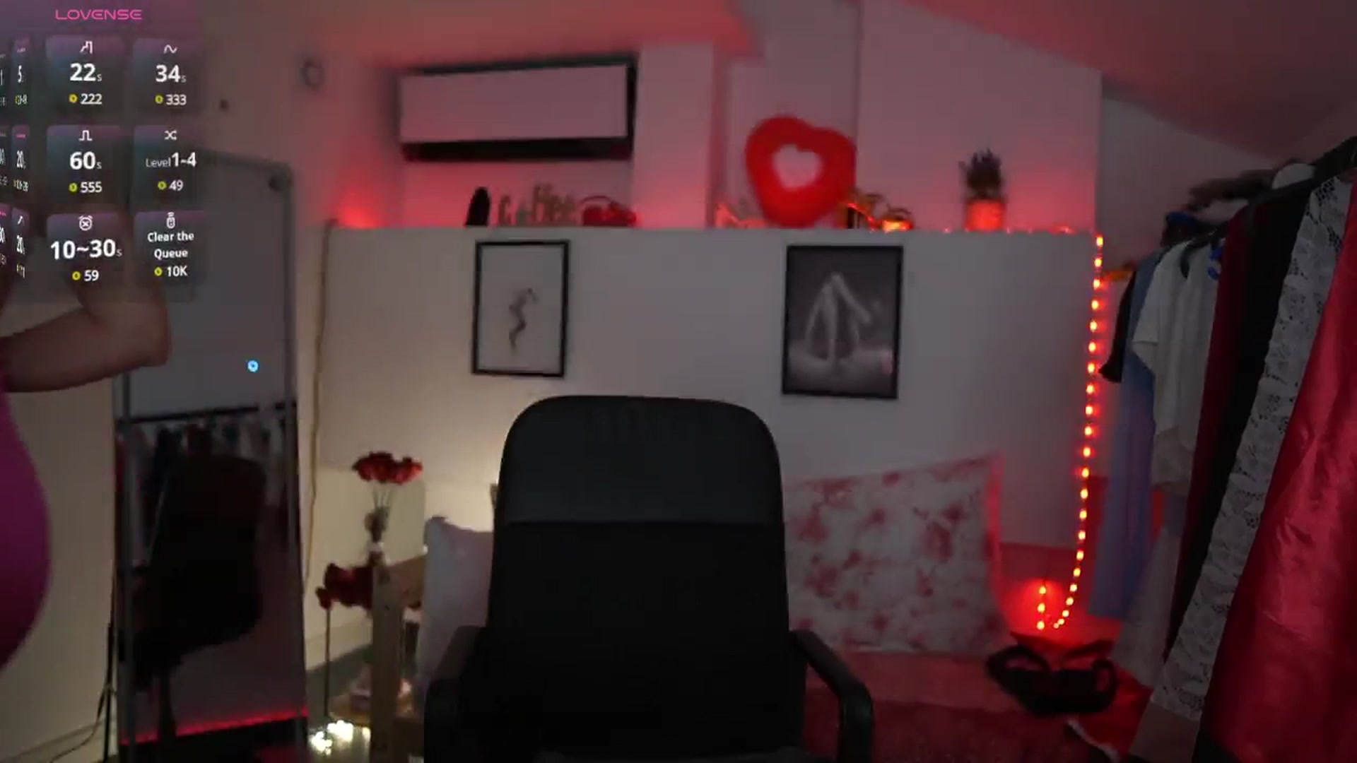 Gallery image thumbnail from Alexis__Texas's myfreecams stream on, 03/26/2025, 22:10 image 14 of 20