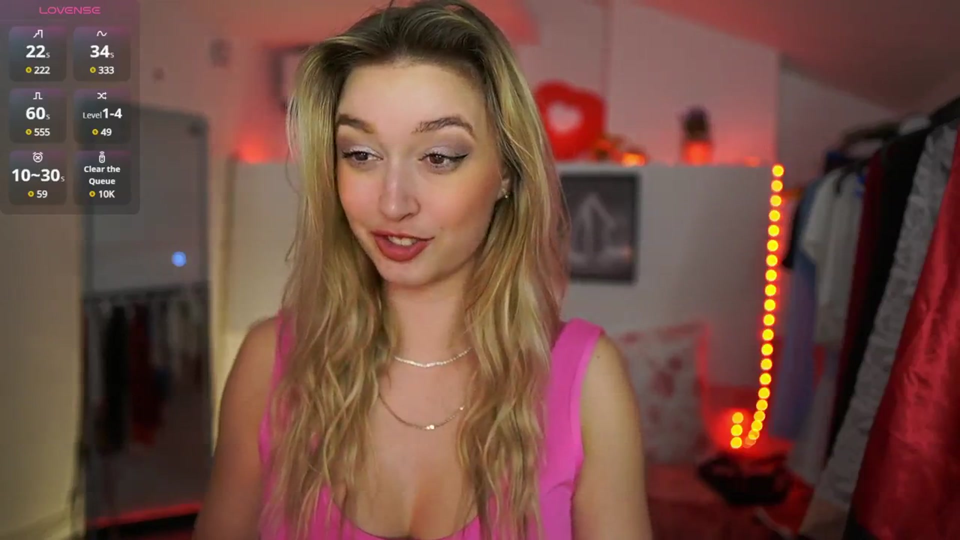 Gallery image thumbnail from Alexis__Texas's myfreecams stream on, 03/26/2025, 22:10 image 17 of 20