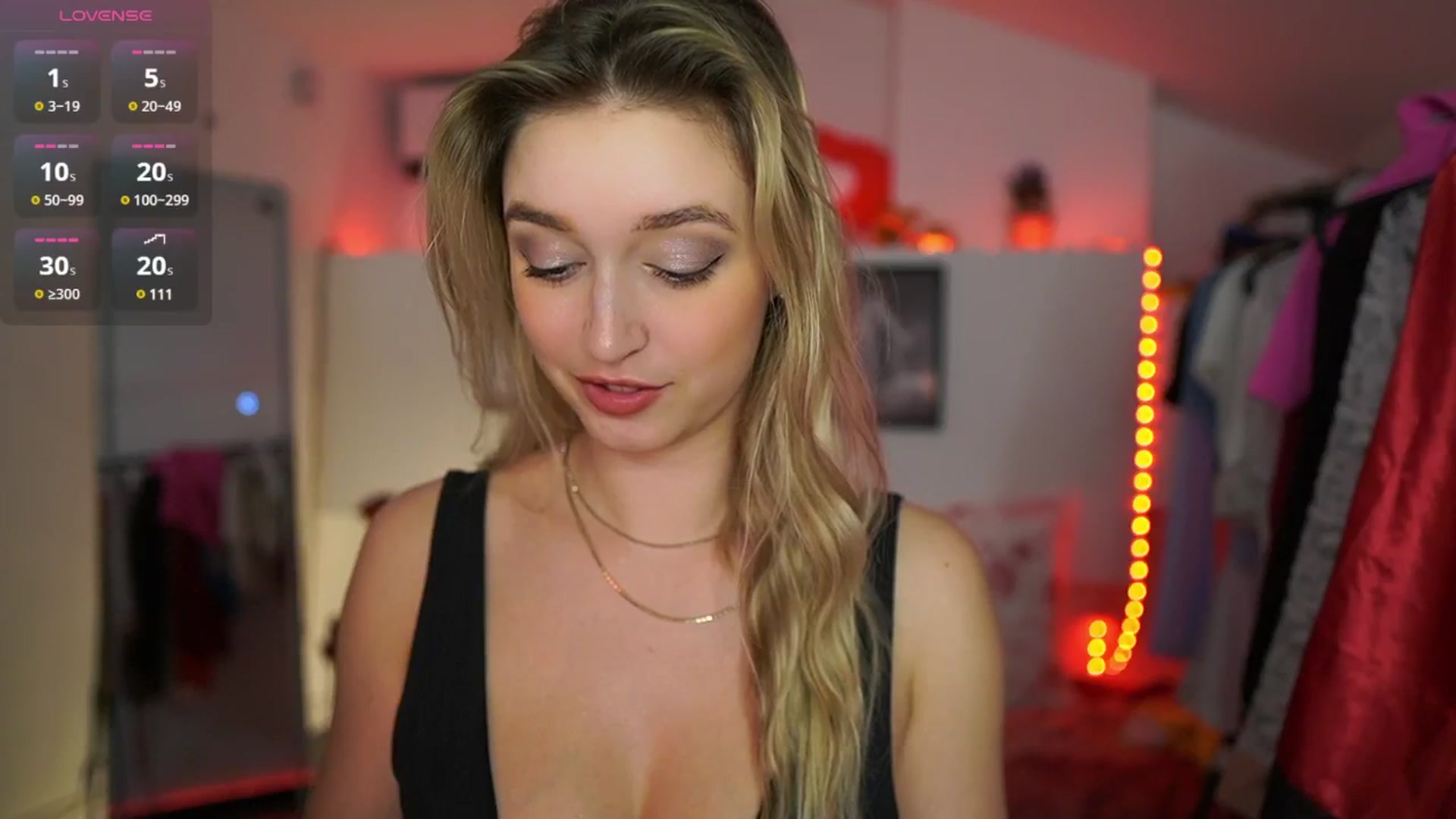 Gallery image thumbnail from Alexis__Texas's myfreecams stream on, 03/27/2025, 24:04 image 8 of 20