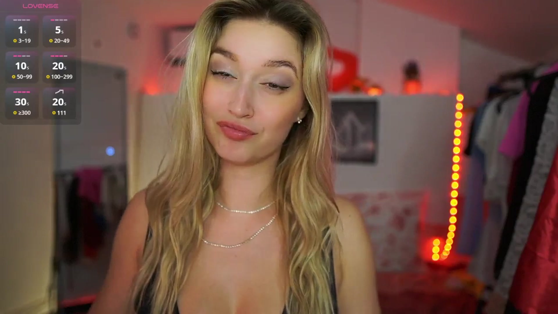Gallery image thumbnail from Alexis__Texas's myfreecams stream on, 03/27/2025, 24:53 image 2 of 20