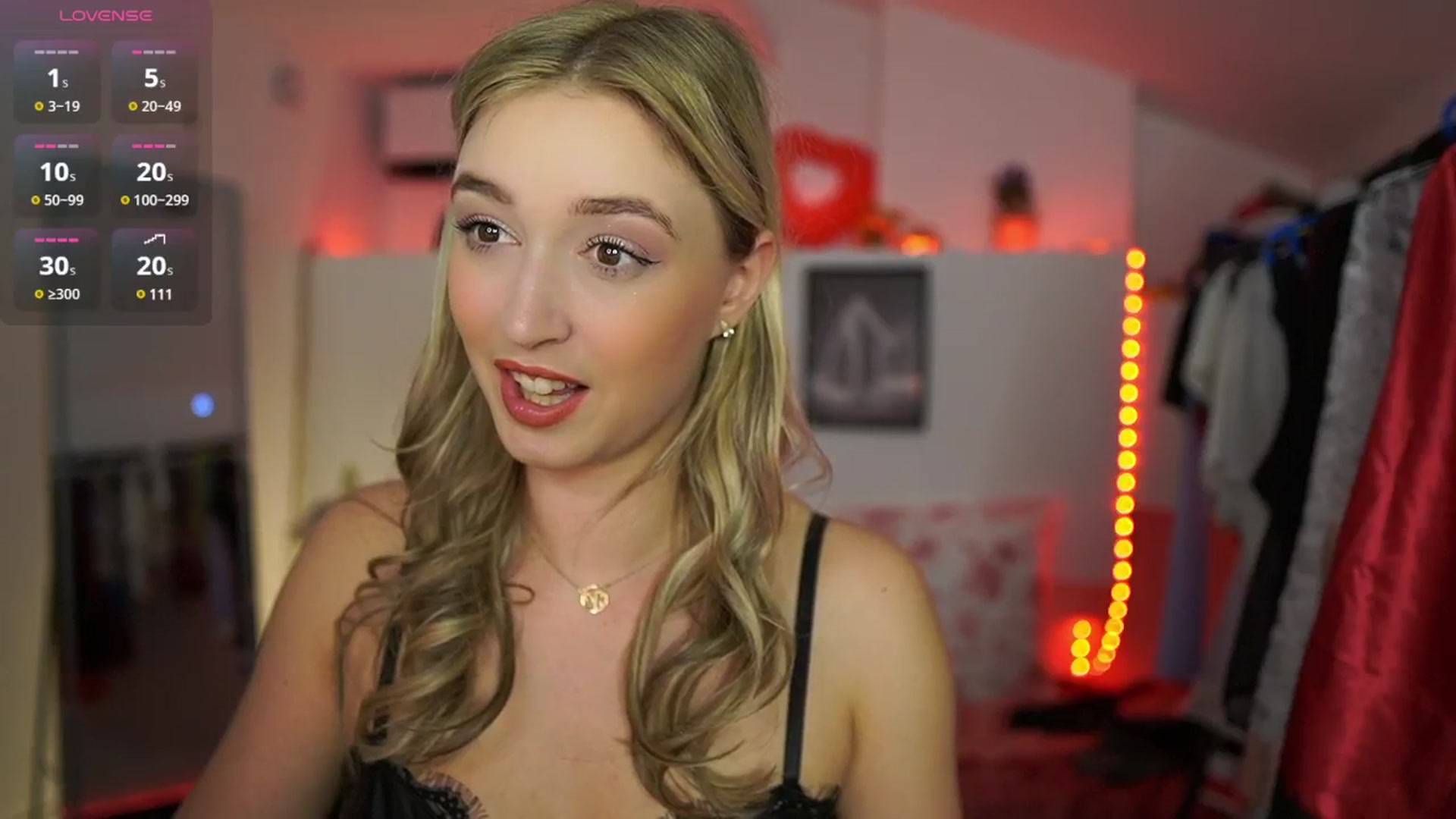 Gallery image thumbnail from Alexis__Texas's myfreecams stream on, 03/28/2025, 21:41 image 16 of 20