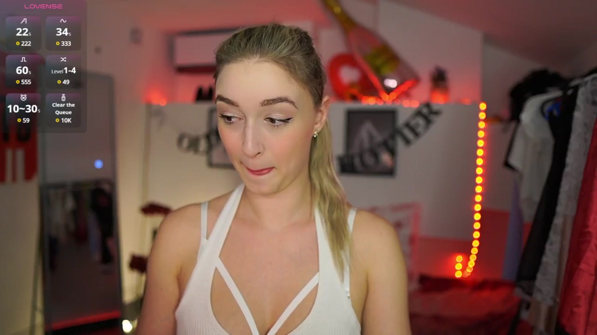 Gallery image thumbnail from Alexis__Texas's myfreecams stream on, 04/01/2025, 20:31 image 16 of 20