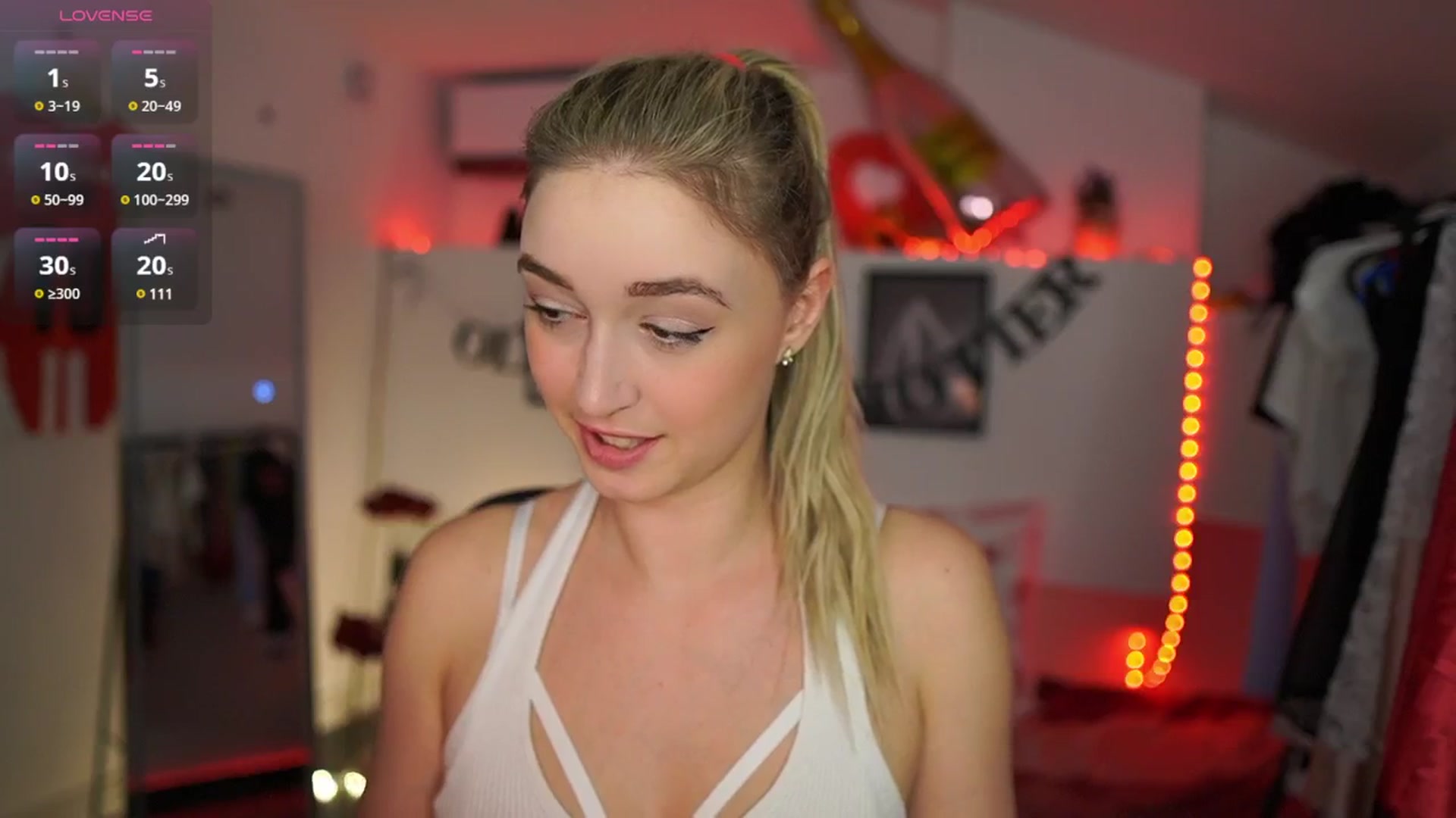 Gallery image thumbnail from Alexis__Texas's myfreecams stream on, 04/01/2025, 20:31 image 19 of 20