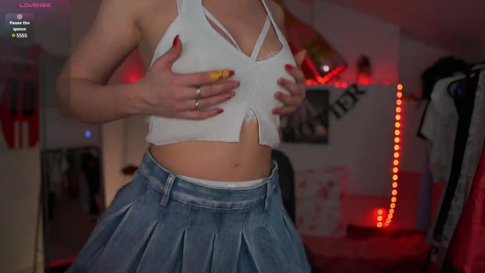 Gallery image thumbnail from Alexis__Texas's myfreecams stream on, 04/01/2025, 22:36 image 2 of 20