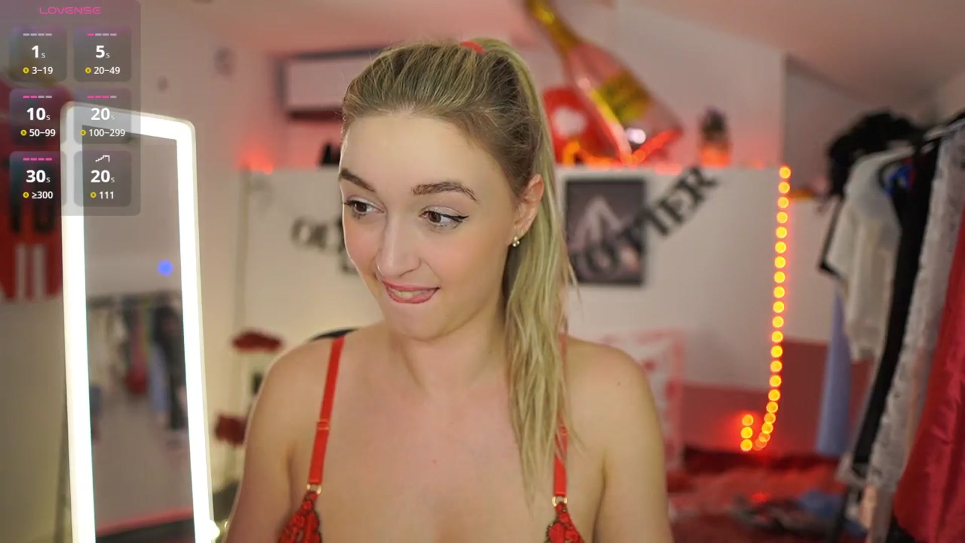 Gallery image thumbnail from Alexis__Texas's myfreecams stream on, 04/01/2025, 22:36 image 16 of 20