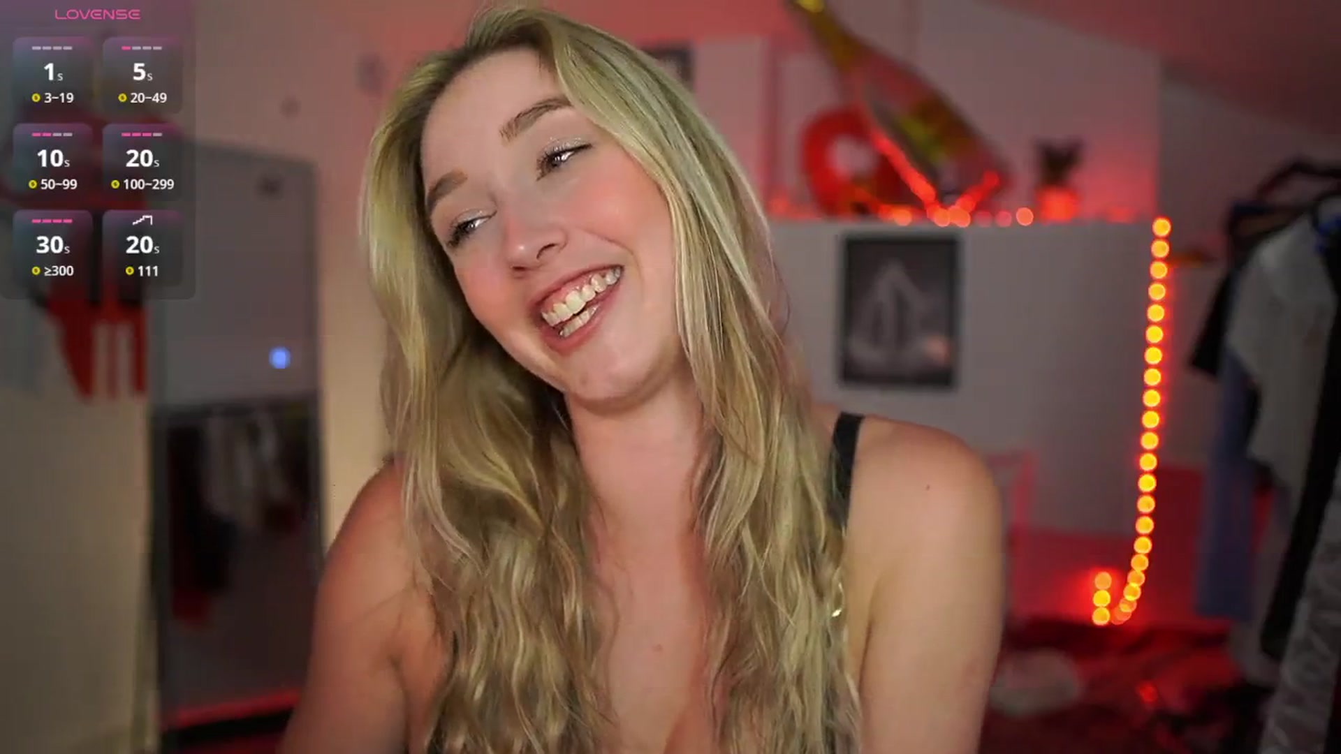 Gallery image thumbnail from Alexis__Texas's myfreecams stream on, 04/09/2025, 20:07 image 19 of 20
