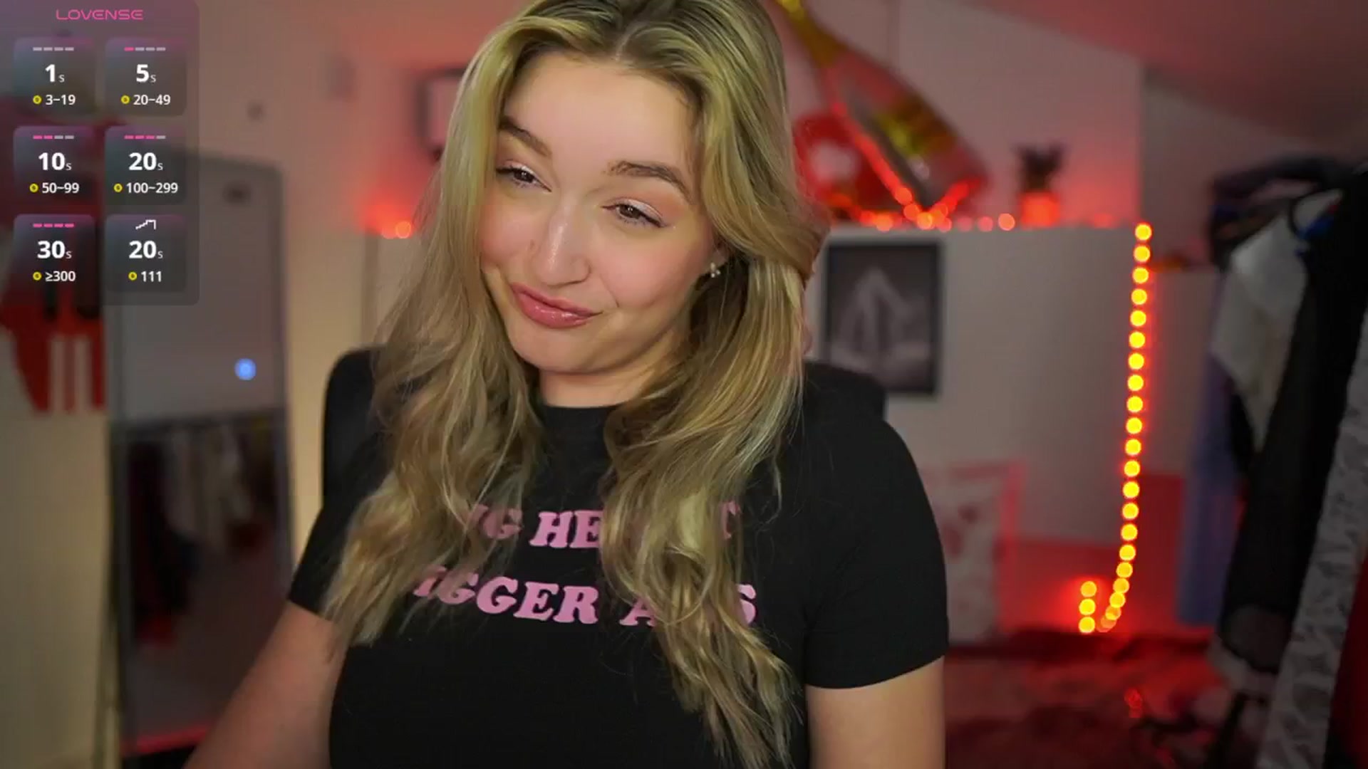 Gallery image thumbnail from Alexis__Texas's myfreecams stream on, 04/11/2025, 19:38 image 2 of 20