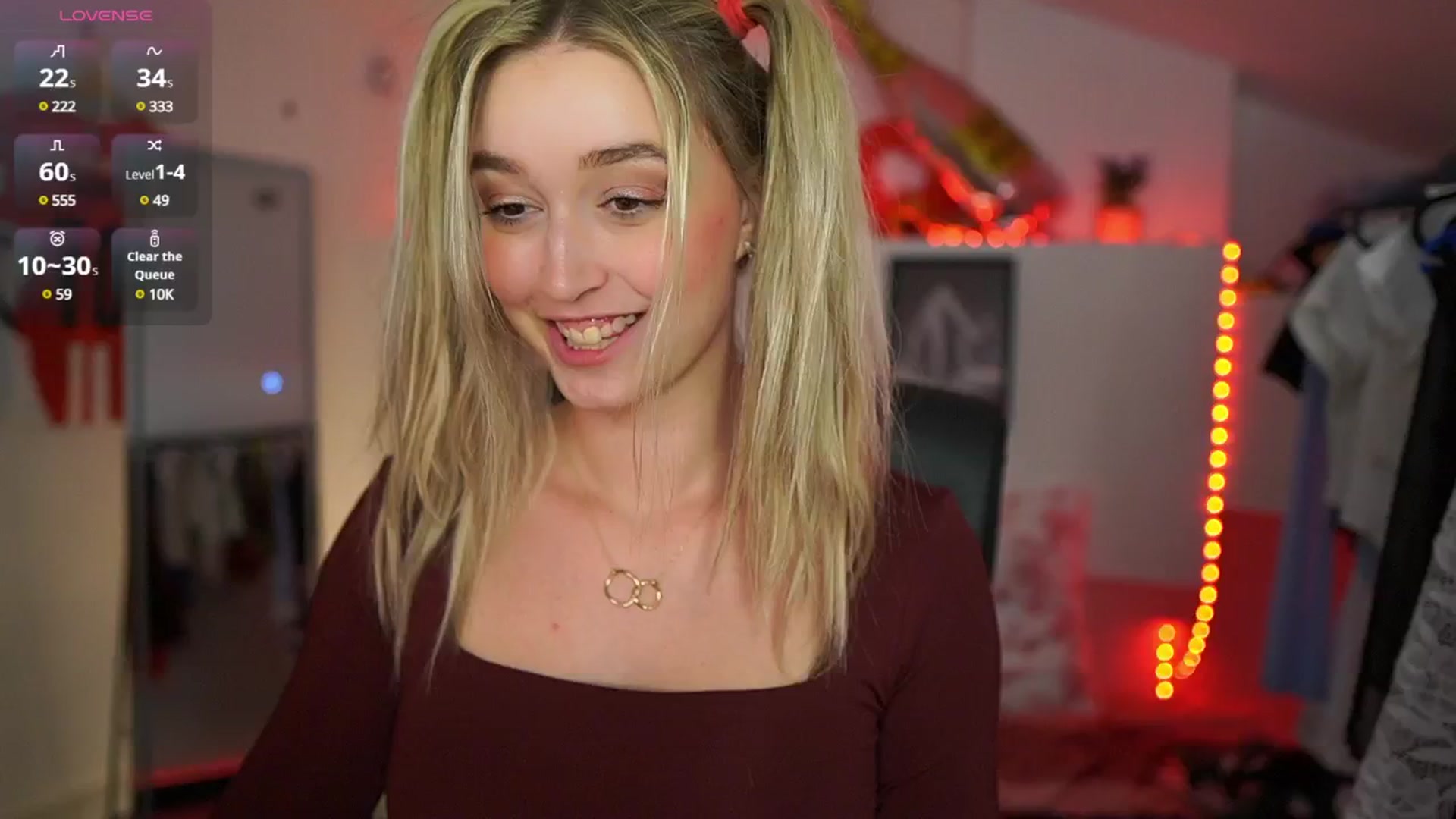 Gallery image thumbnail from Alexis__Texas's myfreecams stream on, 04/13/2025, 21:34 image 19 of 20