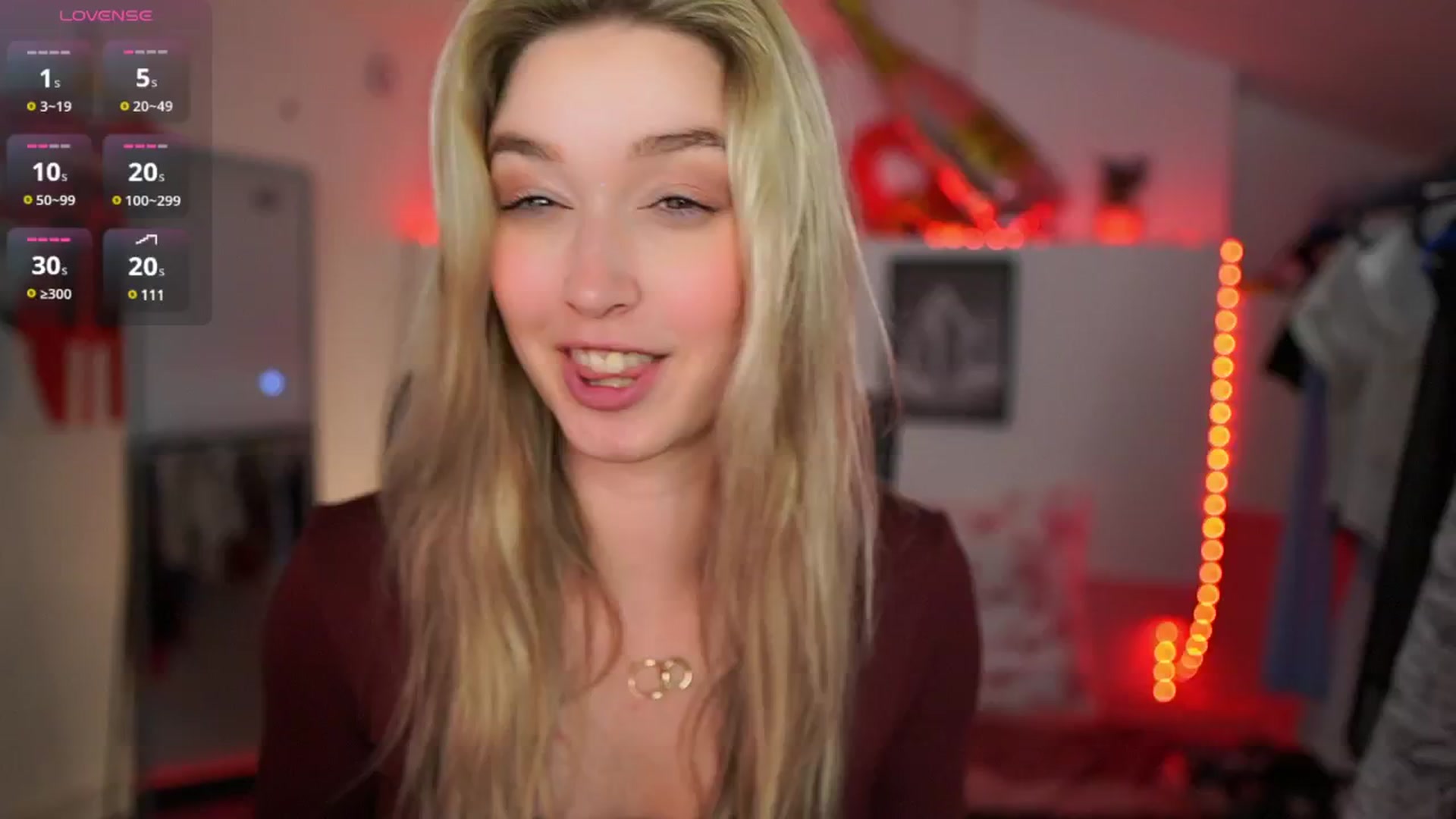 Gallery image thumbnail from Alexis__Texas's myfreecams stream on, 04/13/2025, 21:34 image 12 of 20
