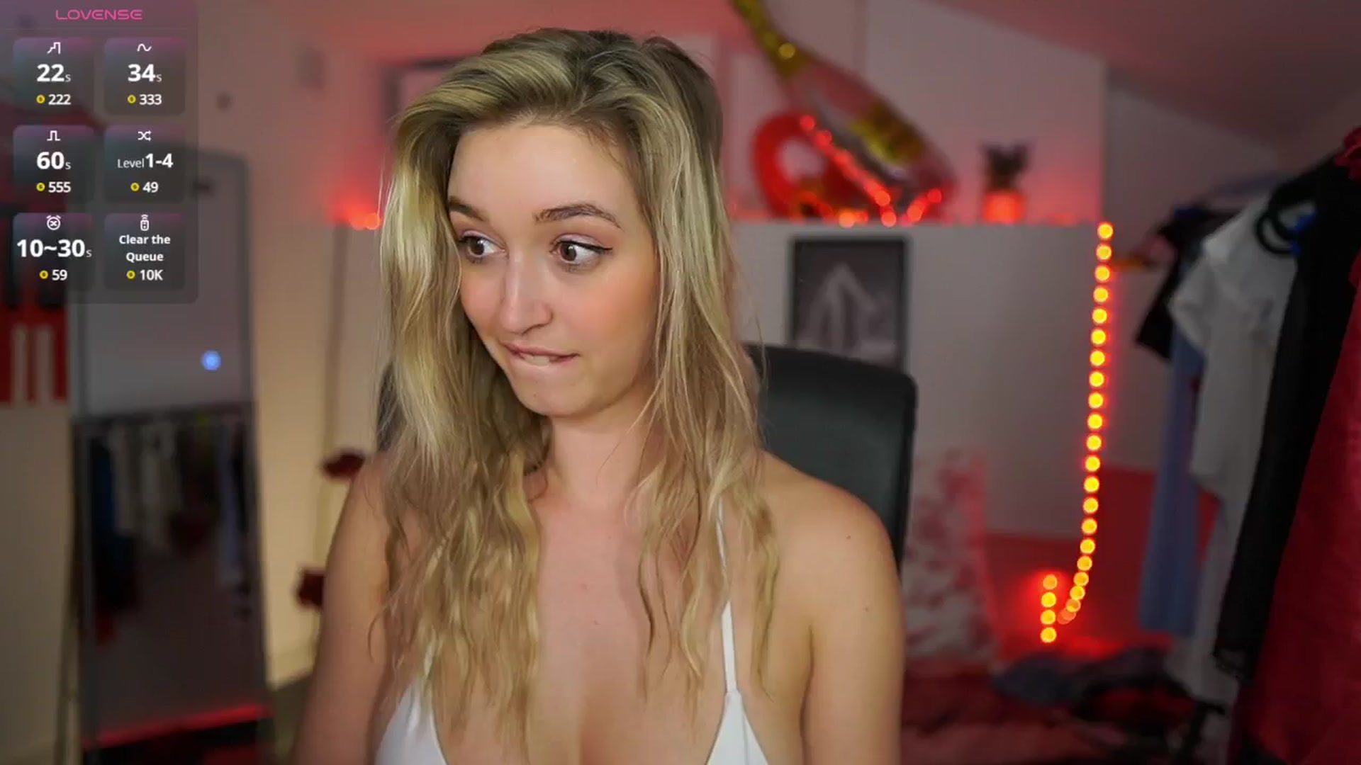 Gallery image thumbnail from Alexis__Texas's myfreecams stream on, 04/18/2025, 23:10 image 12 of 20
