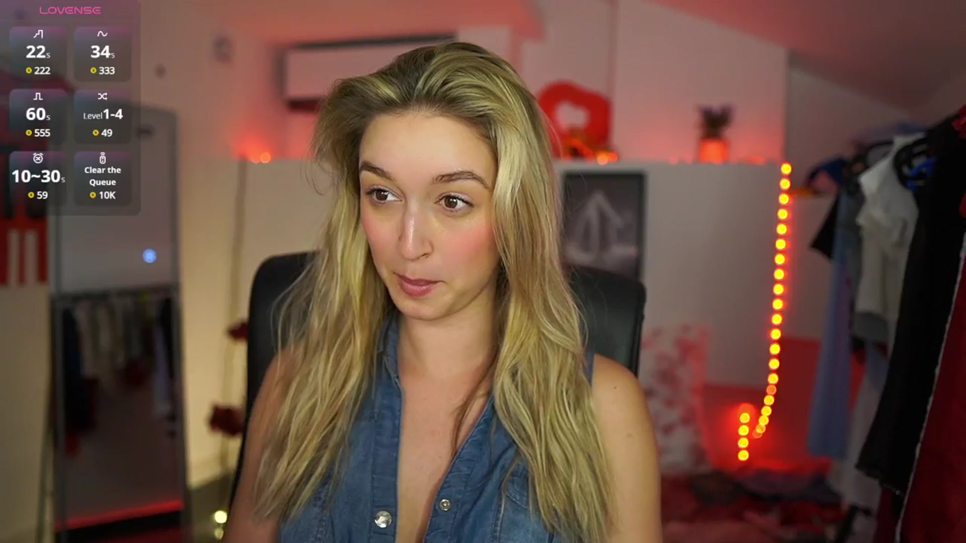 Gallery image thumbnail from Alexis__Texas's myfreecams stream on, 04/26/2025, 15:51 image 13 of 20