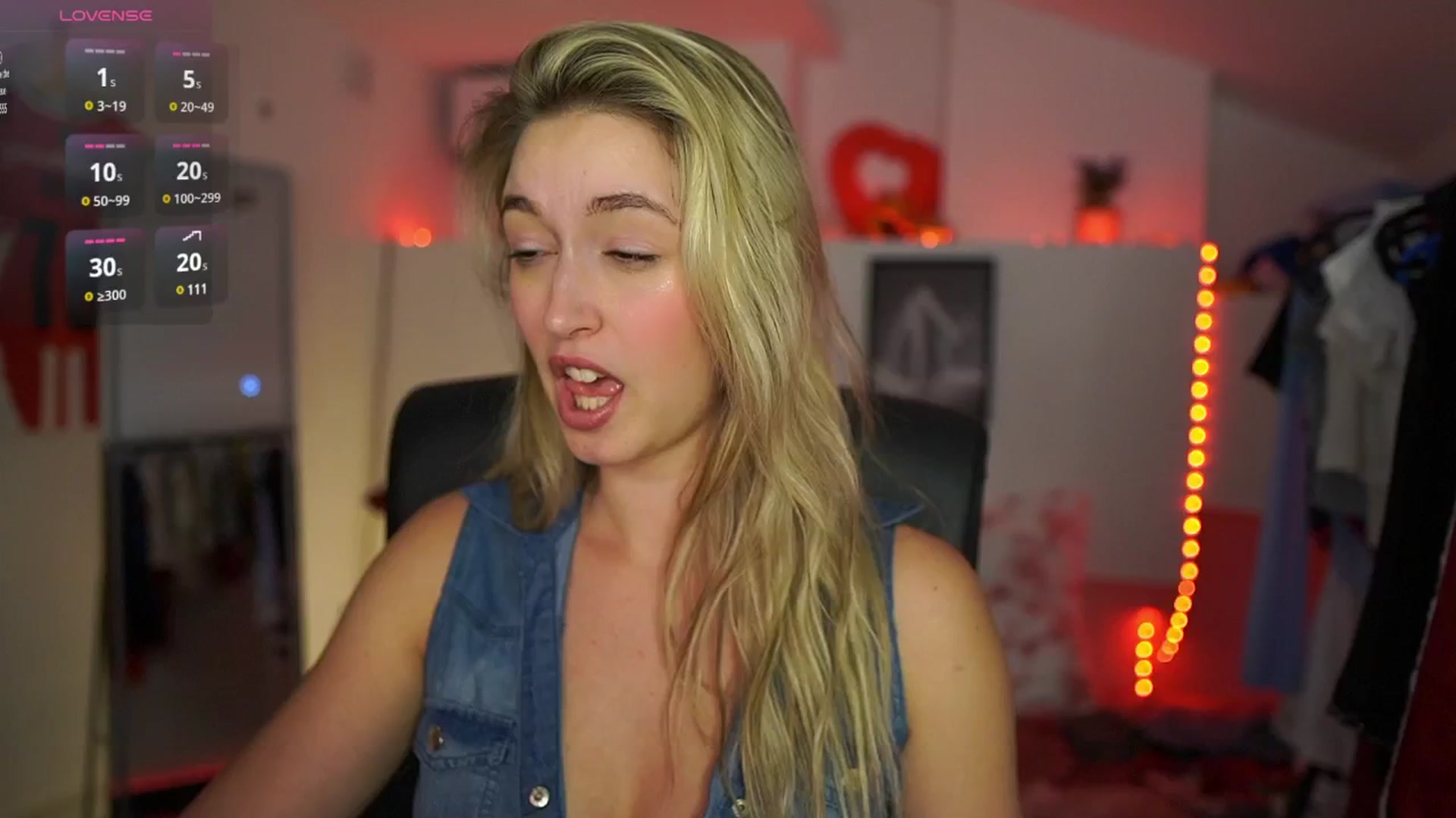 Gallery image thumbnail from Alexis__Texas's myfreecams stream on, 04/26/2025, 17:52 image 1 of 20