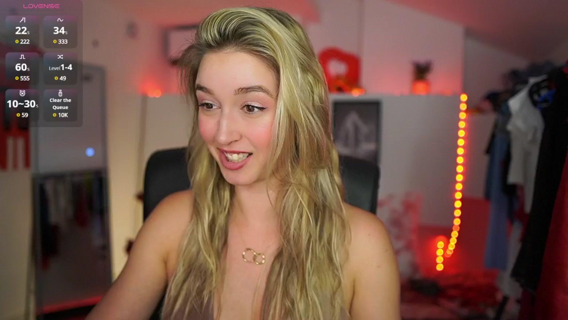 Gallery image thumbnail from Alexis__Texas's myfreecams stream on, 04/27/2025, 18:44 image 4 of 20