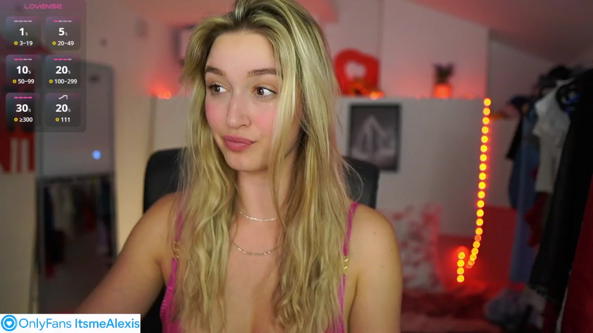 Gallery image thumbnail from Alexis__Texas's myfreecams stream on, 04/29/2025, 20:11 image 16 of 20