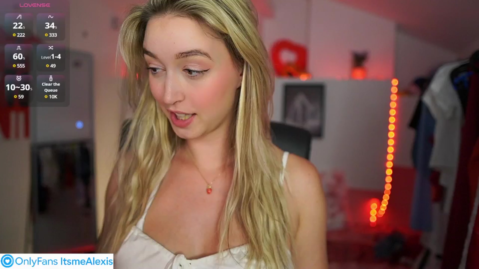 Gallery image thumbnail from Alexis__Texas's myfreecams stream on, 05/02/2025, 21:07 image 12 of 20