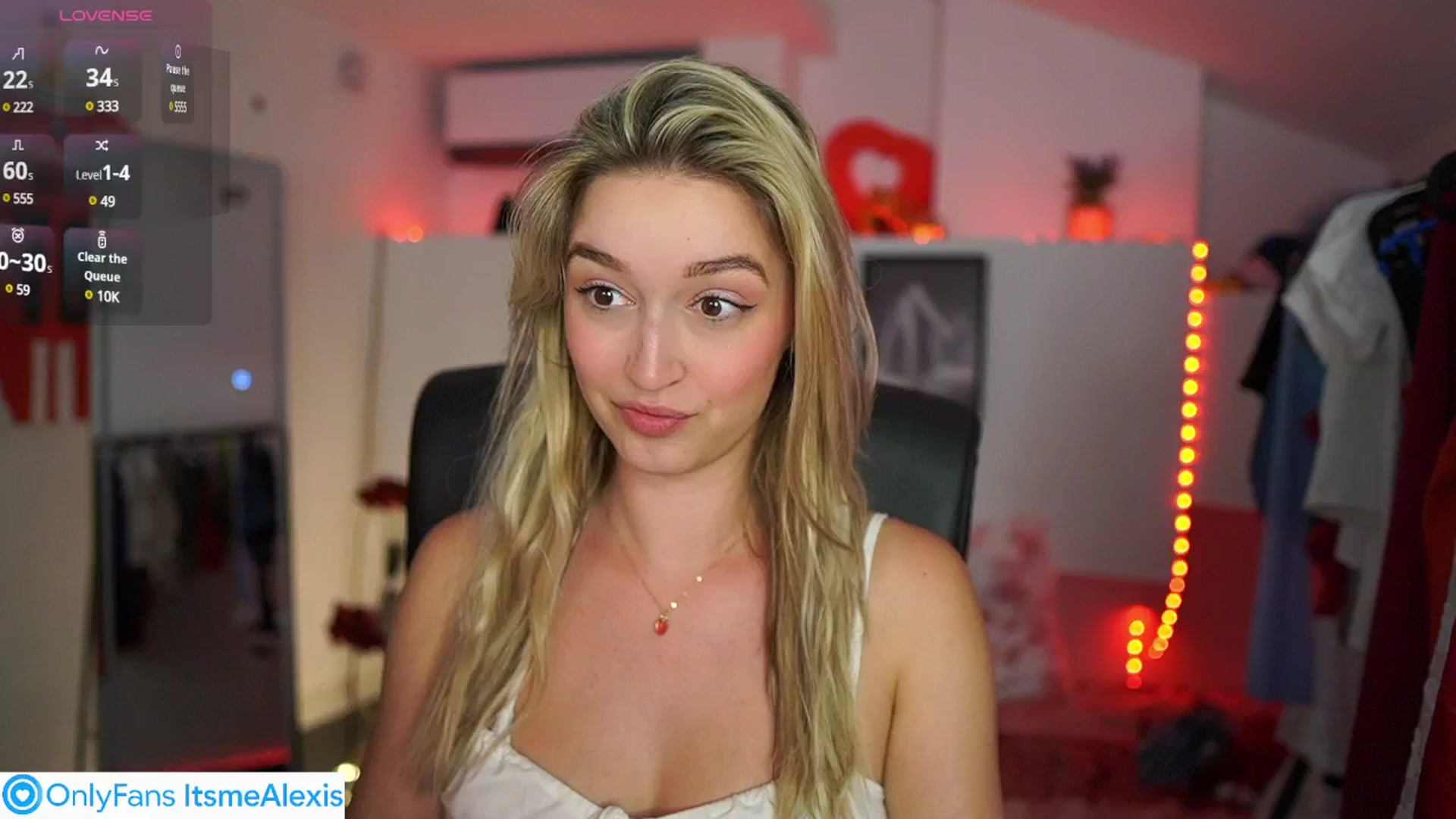 Gallery image thumbnail from Alexis__Texas's myfreecams stream on, 05/02/2025, 21:07 image 3 of 20