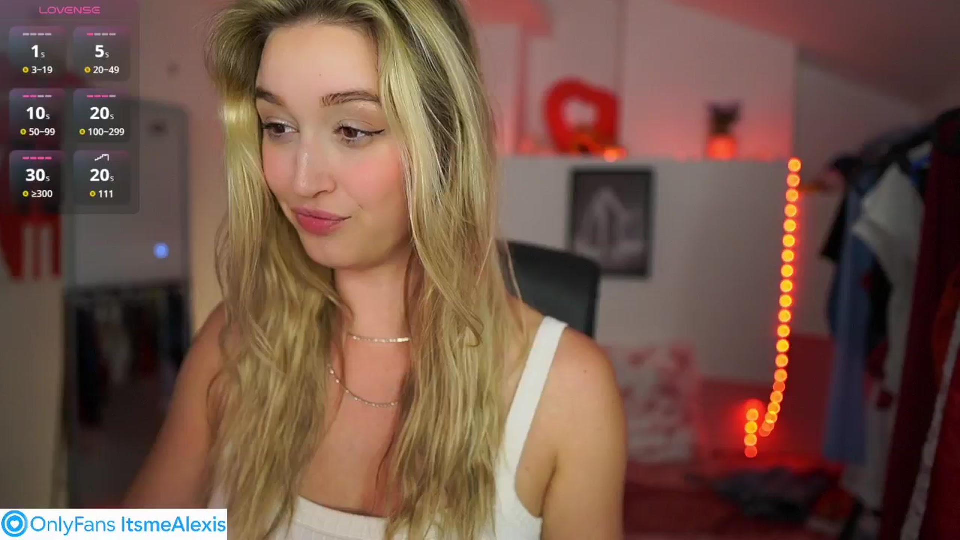 Gallery image thumbnail from Alexis__Texas's myfreecams stream on, 05/03/2025, 23:06 image 16 of 20