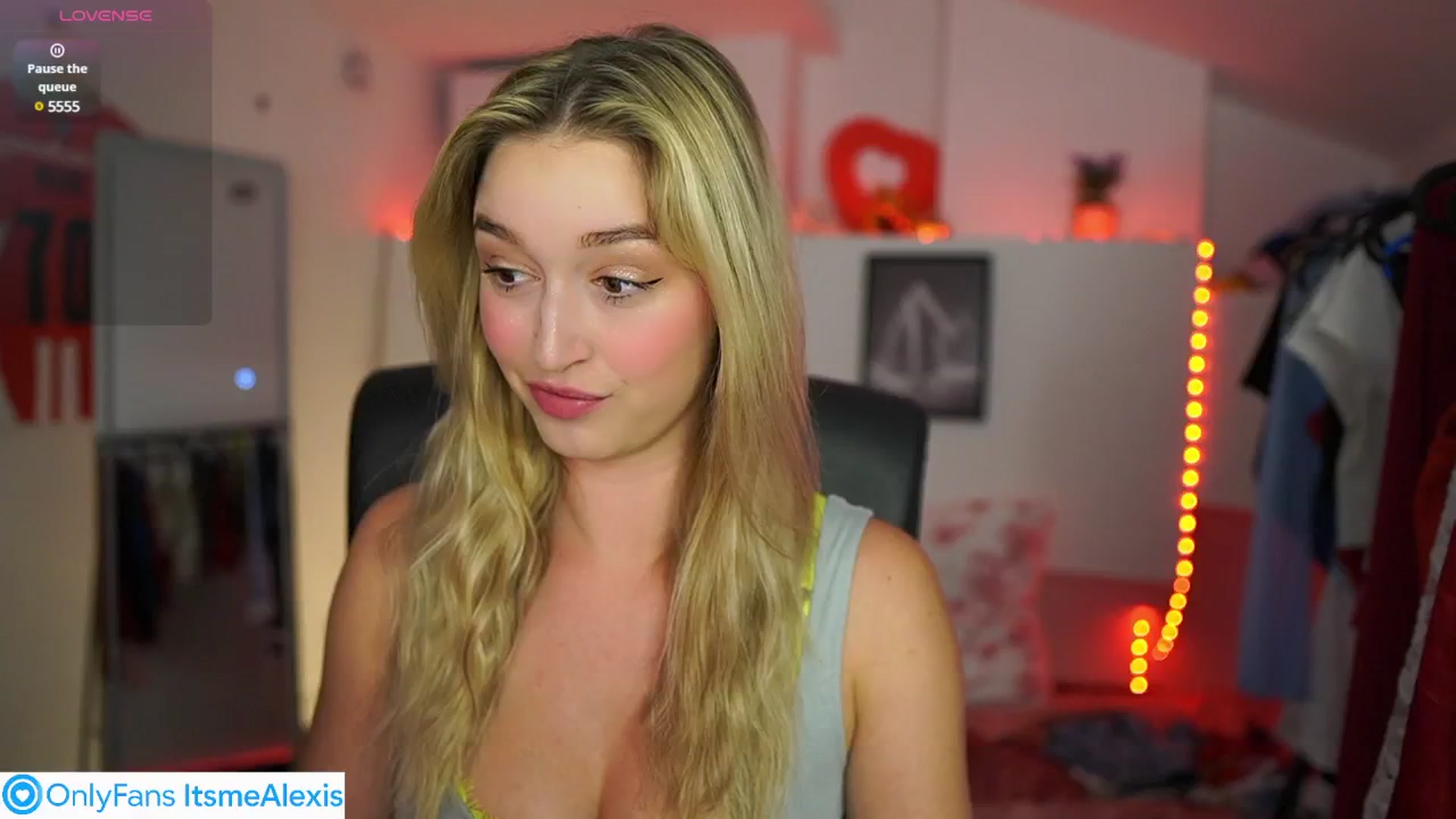 Gallery image thumbnail from Alexis__Texas's myfreecams stream on, 05/04/2025, 19:48 image 1 of 20