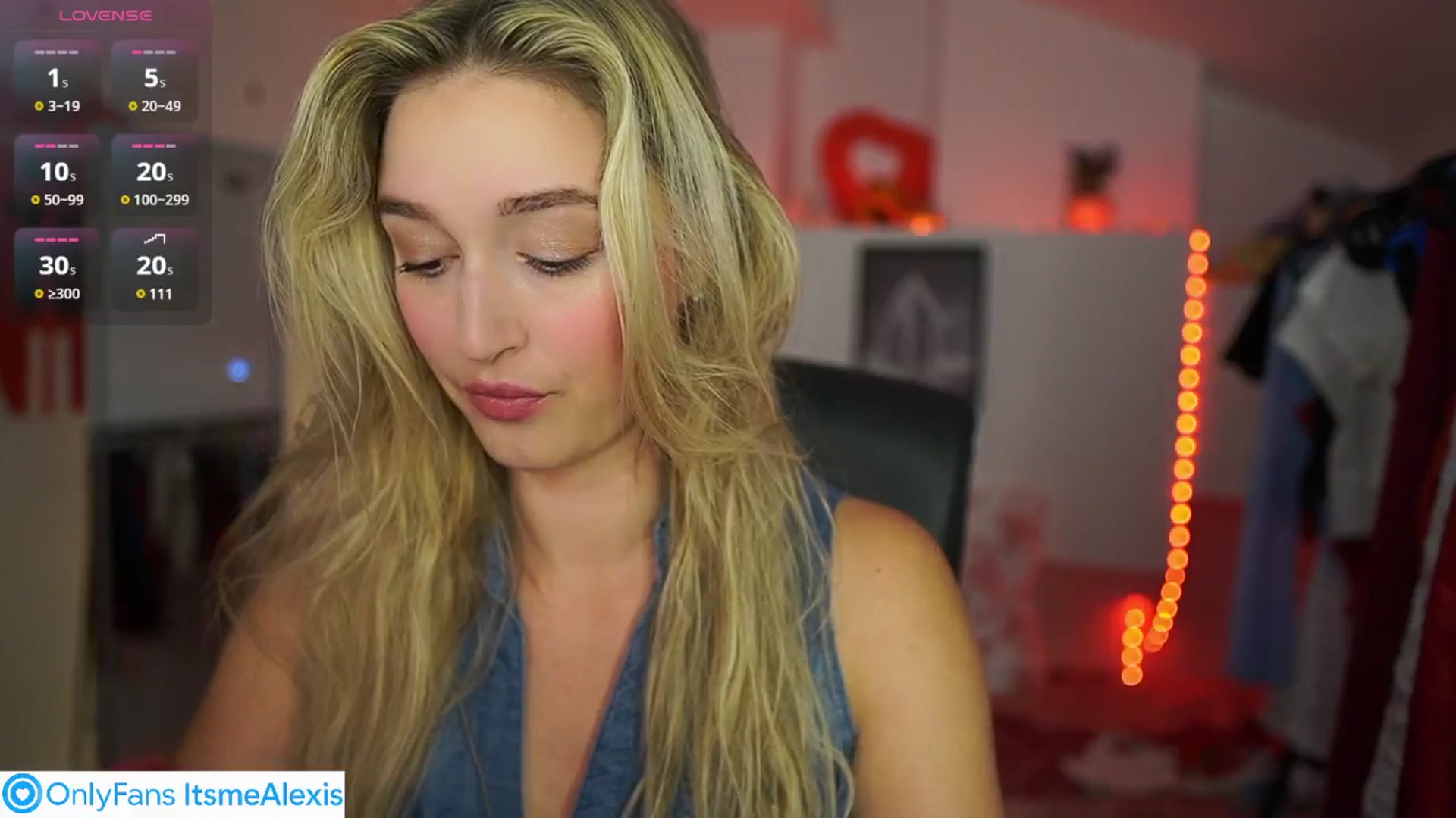 Gallery image thumbnail from Alexis__Texas's myfreecams stream on, 05/06/2025, 18:48 image 9 of 20