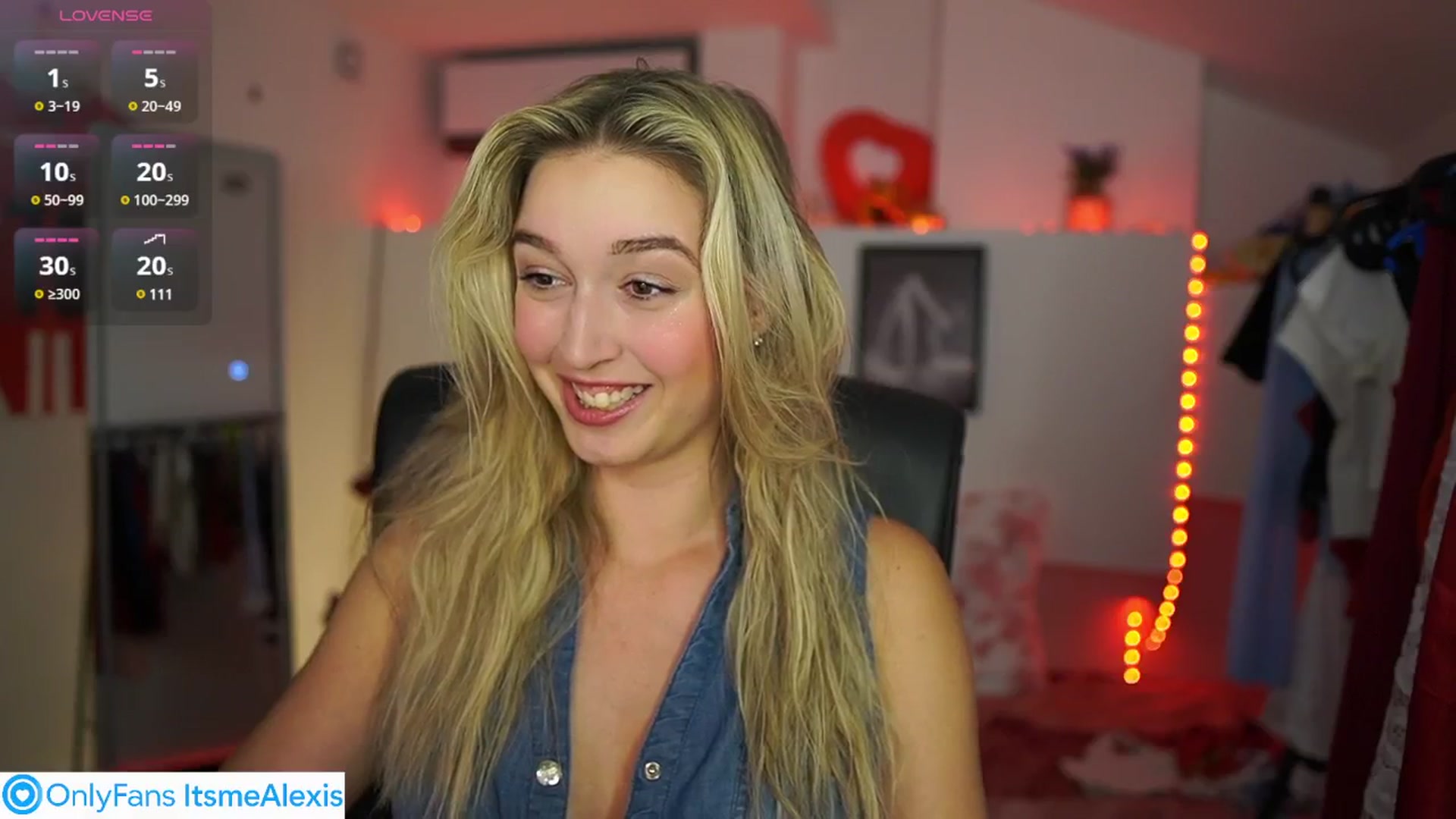 Gallery image thumbnail from Alexis__Texas's myfreecams stream on, 05/06/2025, 18:48 image 6 of 20