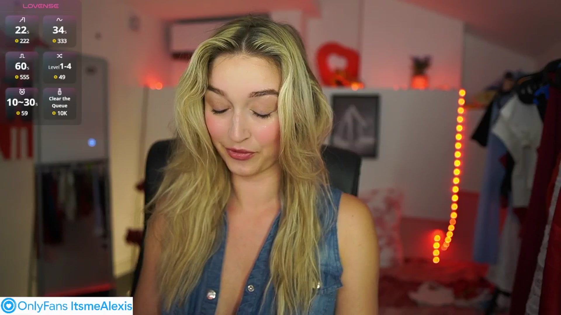 Gallery image thumbnail from Alexis__Texas's myfreecams stream on, 05/06/2025, 18:48 image 18 of 20