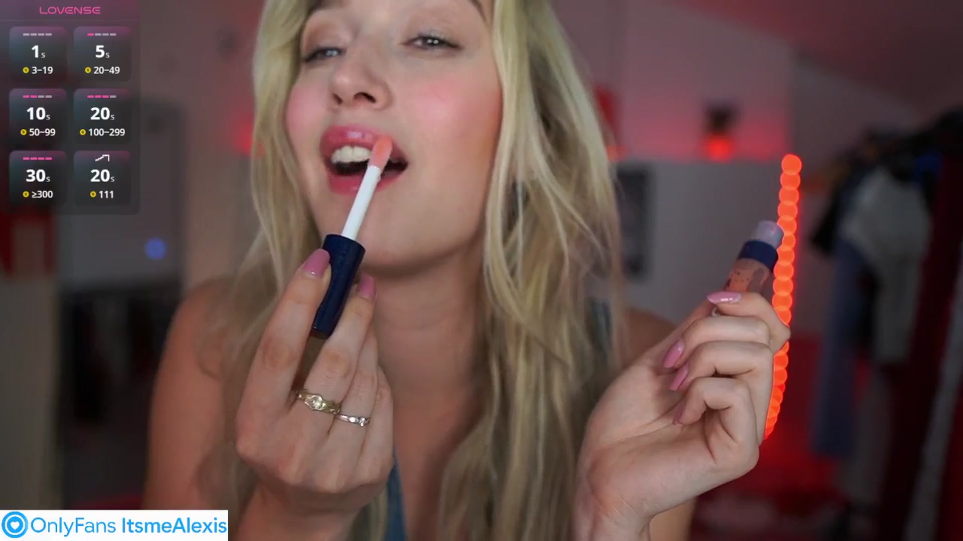 Gallery image thumbnail from Alexis__Texas's myfreecams stream on, 05/06/2025, 21:20 image 15 of 20