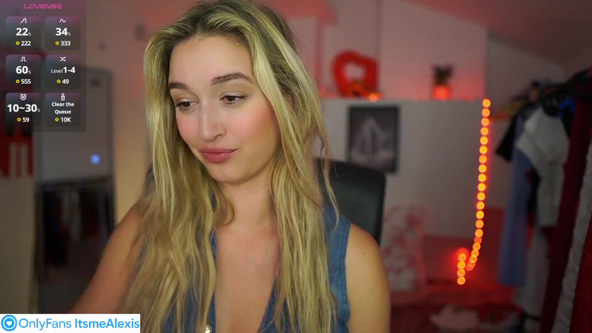 Gallery image thumbnail from Alexis__Texas's myfreecams stream on, 05/06/2025, 22:49 image 3 of 20