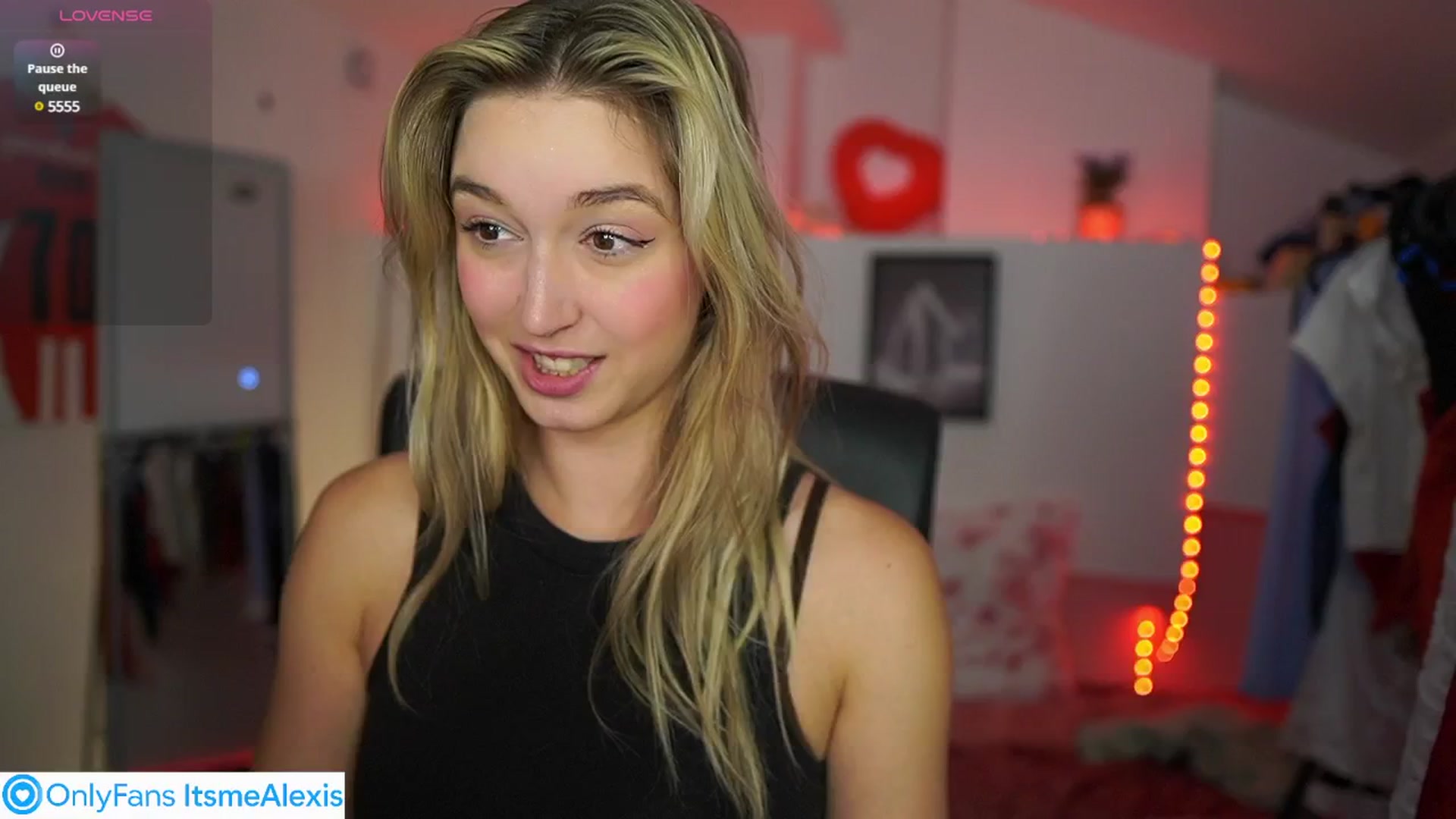 Gallery image thumbnail from Alexis__Texas's myfreecams stream on, 05/10/2025, 14:58 image 4 of 20