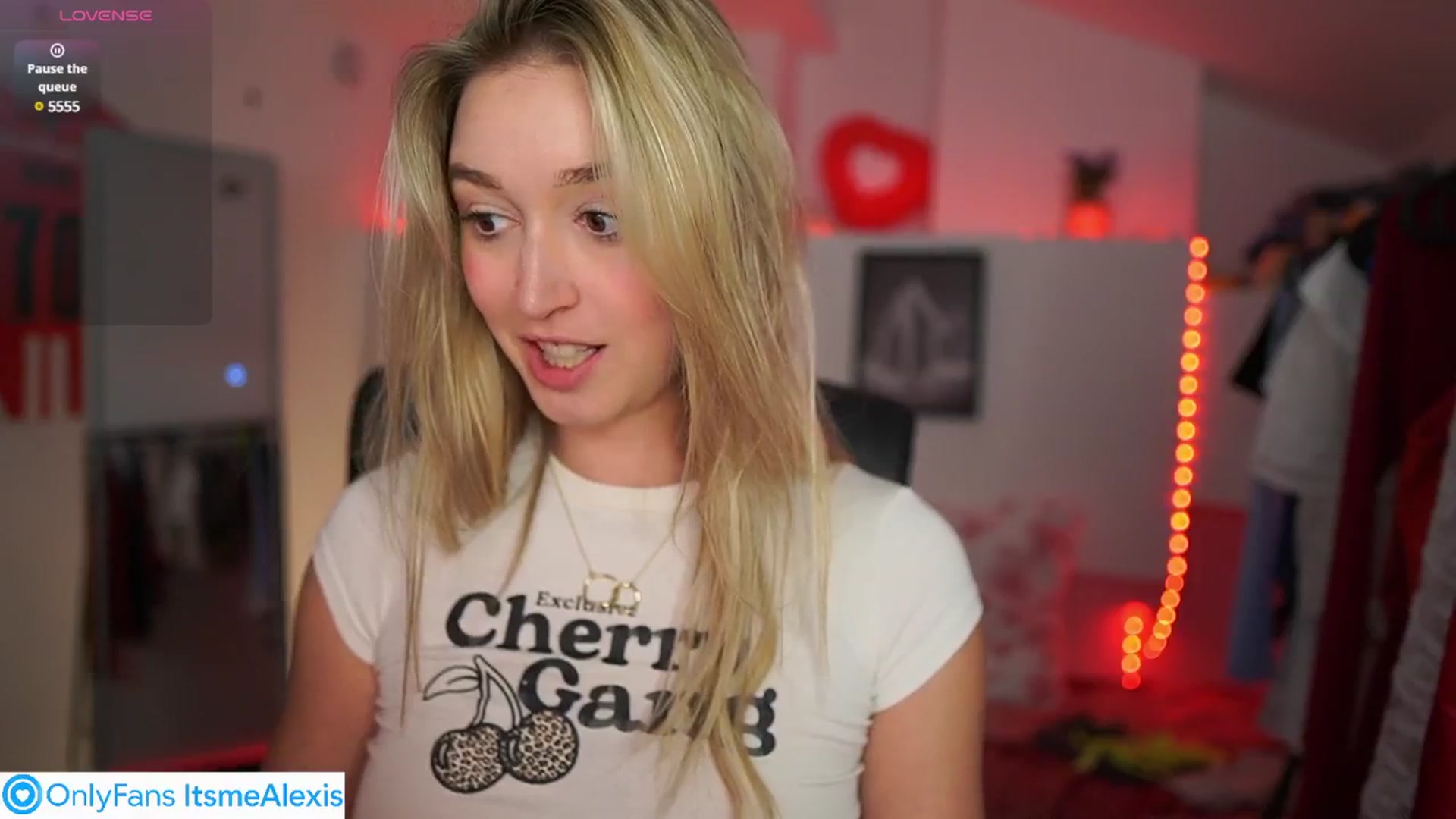 Gallery image thumbnail from Alexis__Texas's myfreecams stream on, 05/11/2025, 21:01 image 18 of 20