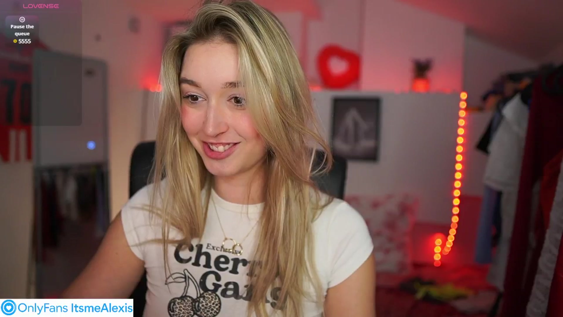 Gallery image thumbnail from Alexis__Texas's myfreecams stream on, 05/11/2025, 21:01 image 20 of 20