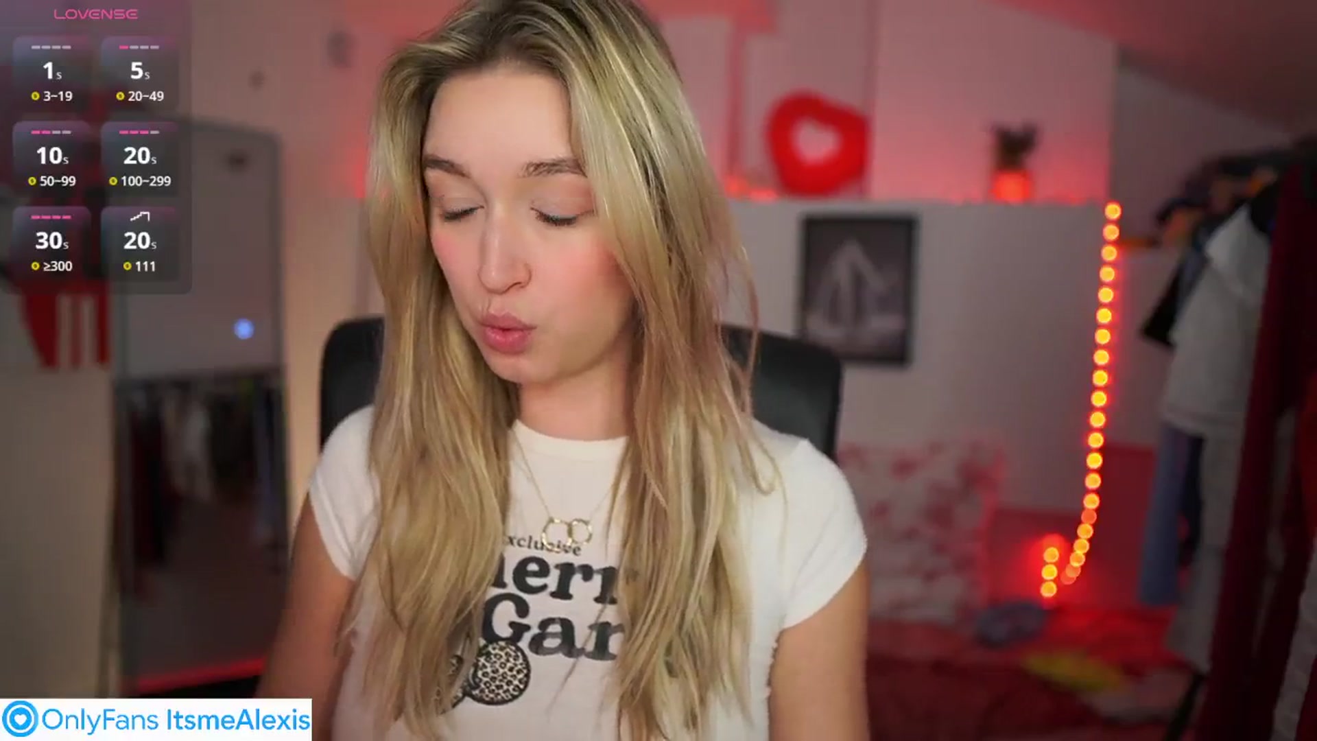 Gallery image thumbnail from Alexis__Texas's myfreecams stream on, 05/11/2025, 23:11 image 10 of 20