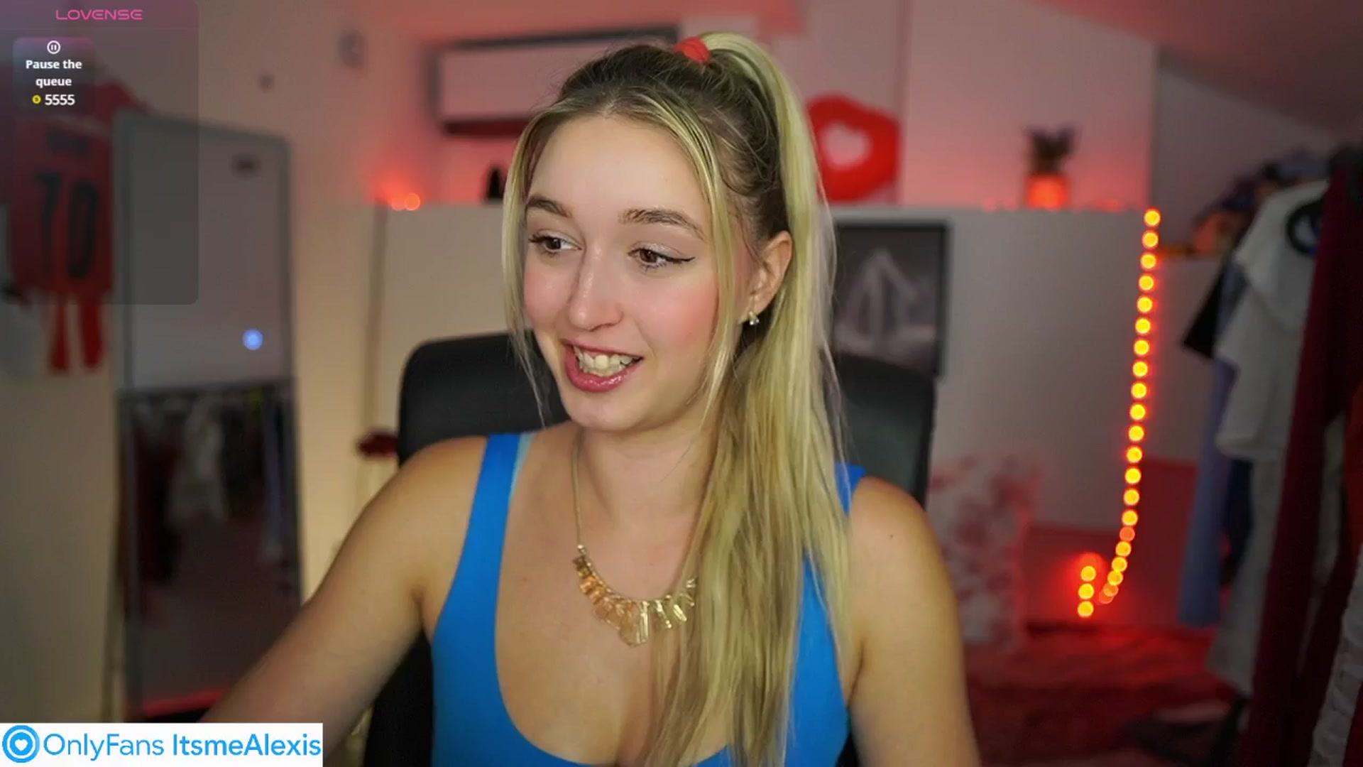 Gallery image thumbnail from Alexis__Texas's myfreecams stream on, 05/13/2025, 21:14 image 1 of 20