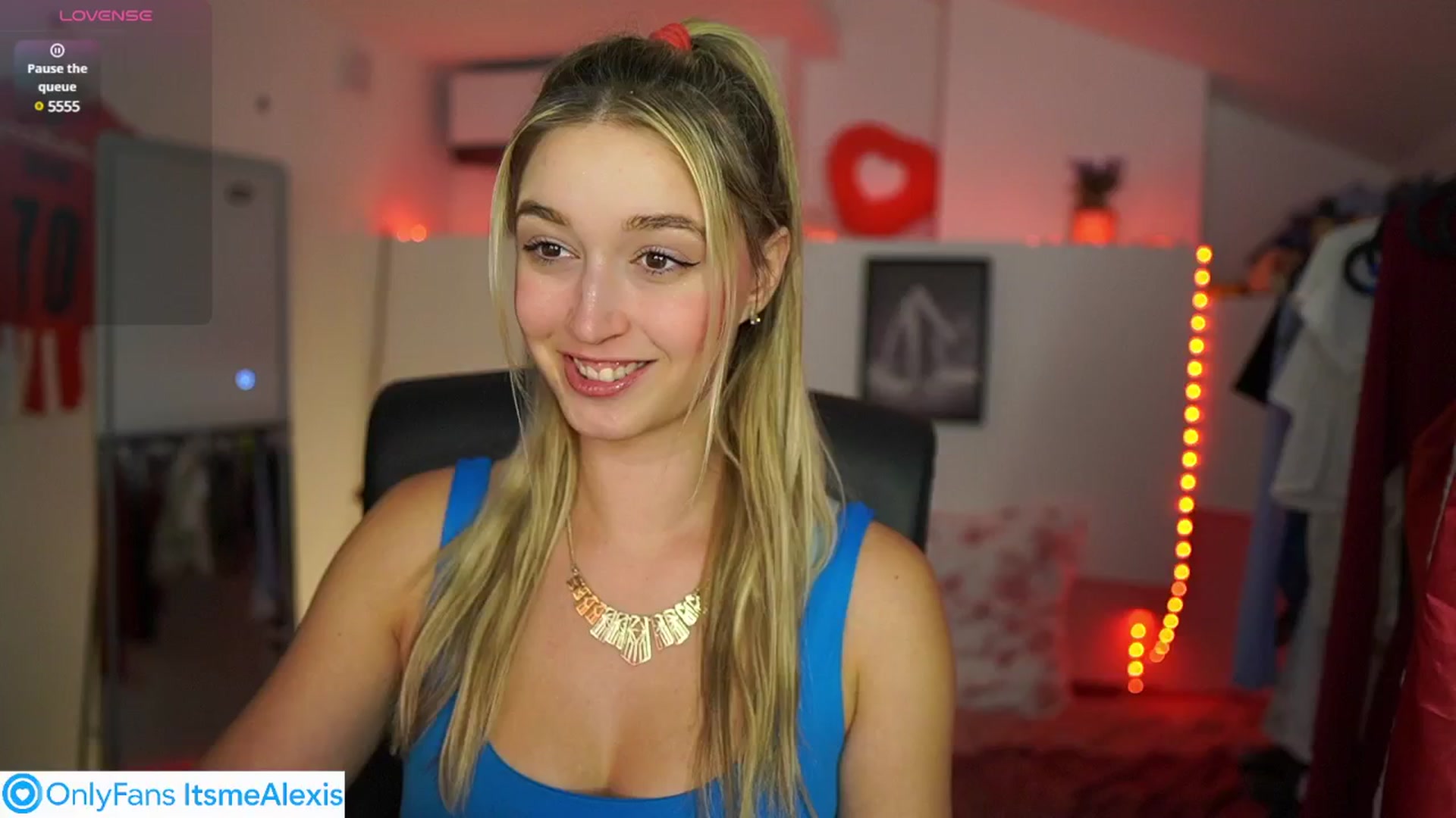 Gallery image thumbnail from Alexis__Texas's myfreecams stream on, 05/13/2025, 23:07 image 5 of 20